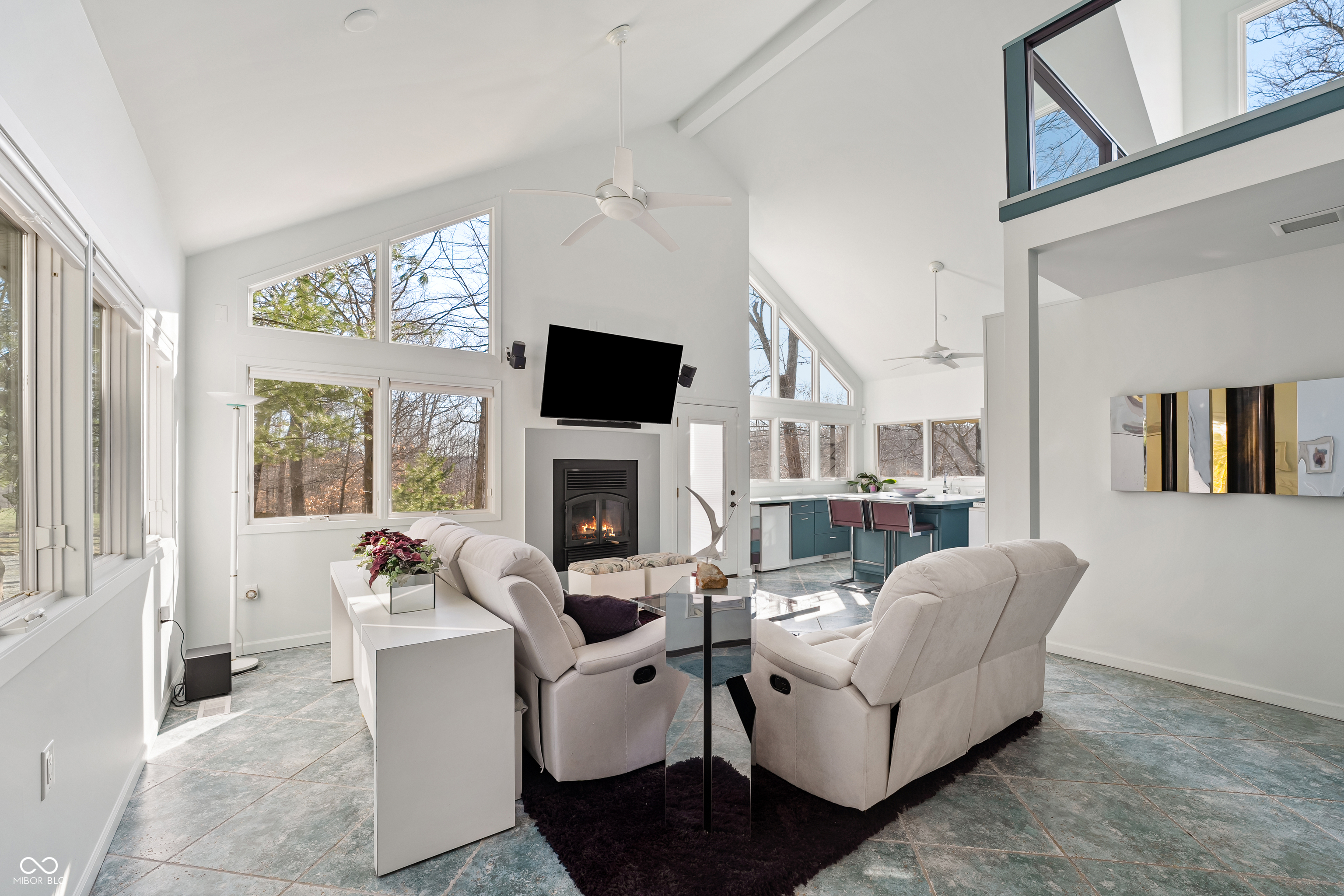 916 Timber Crest Road