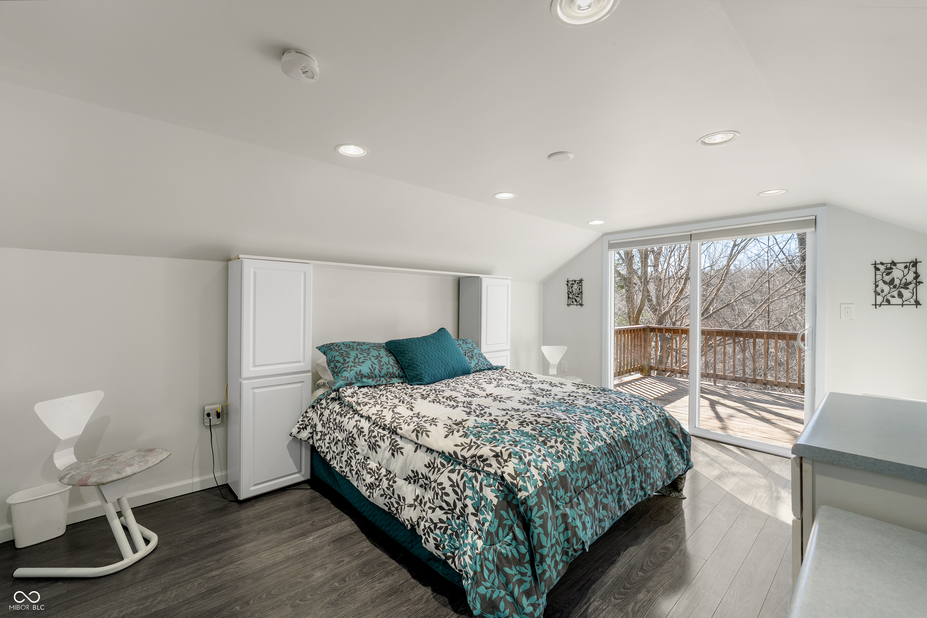 916 Timber Crest Road