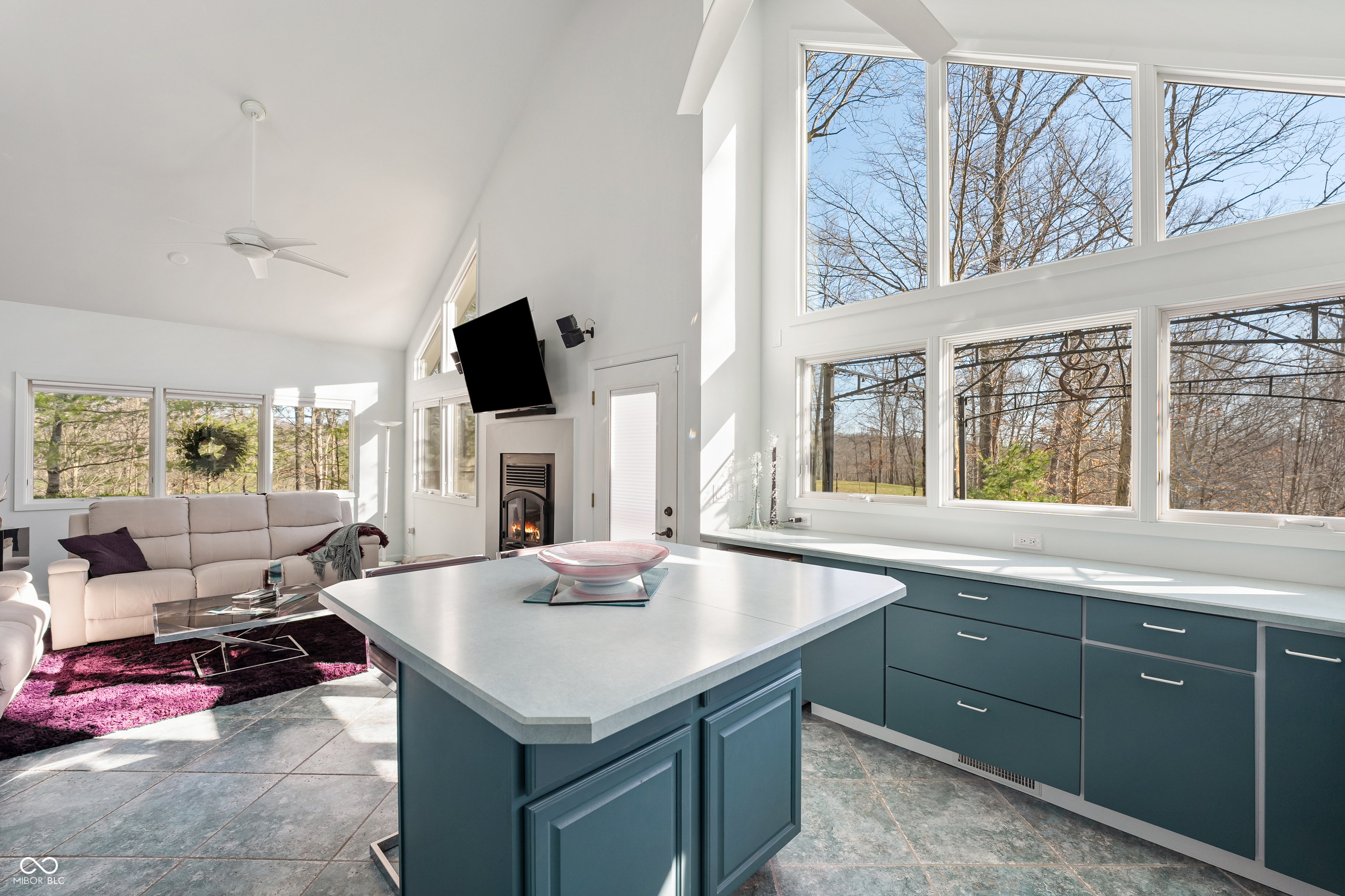 916 Timber Crest Road