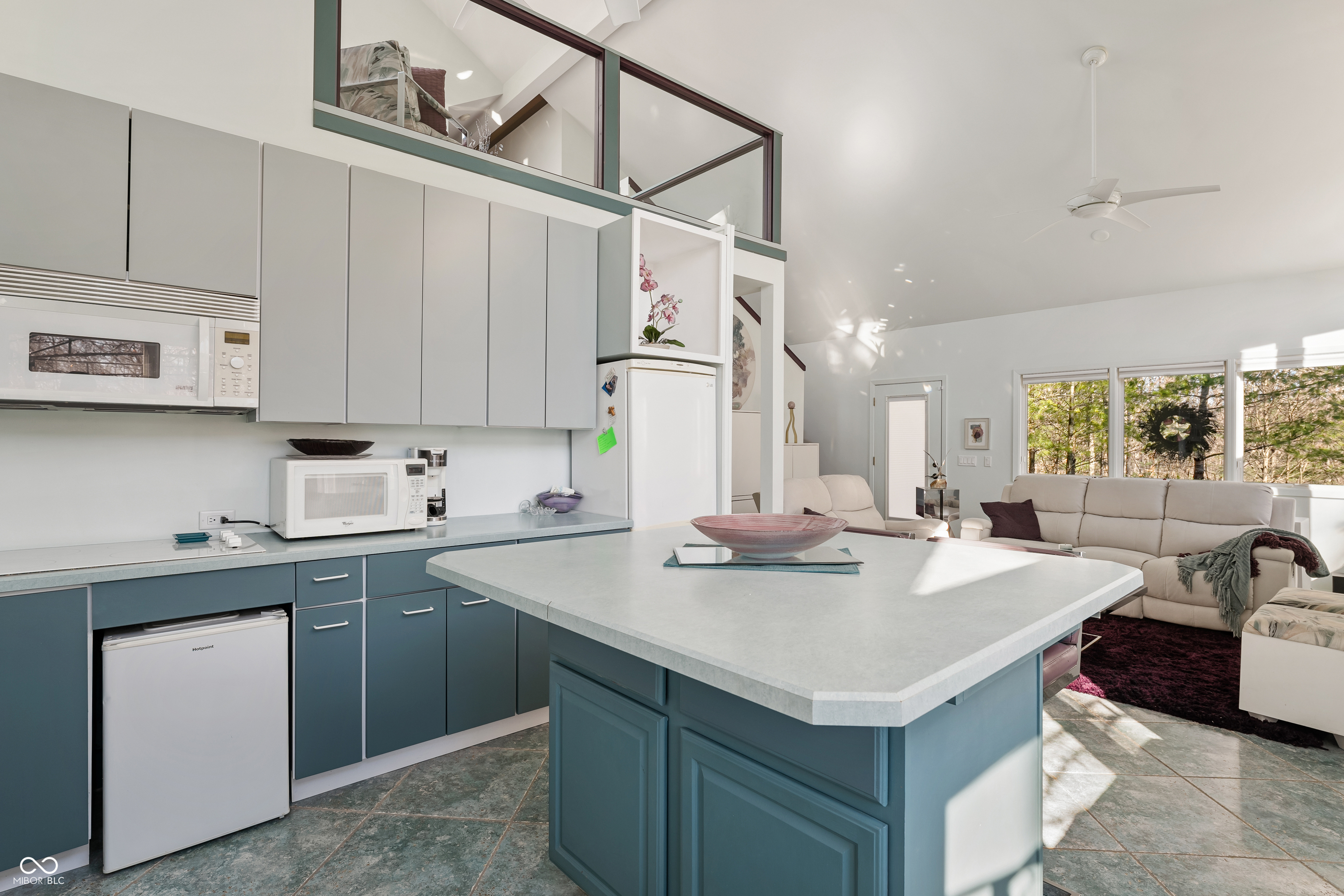 916 Timber Crest Road