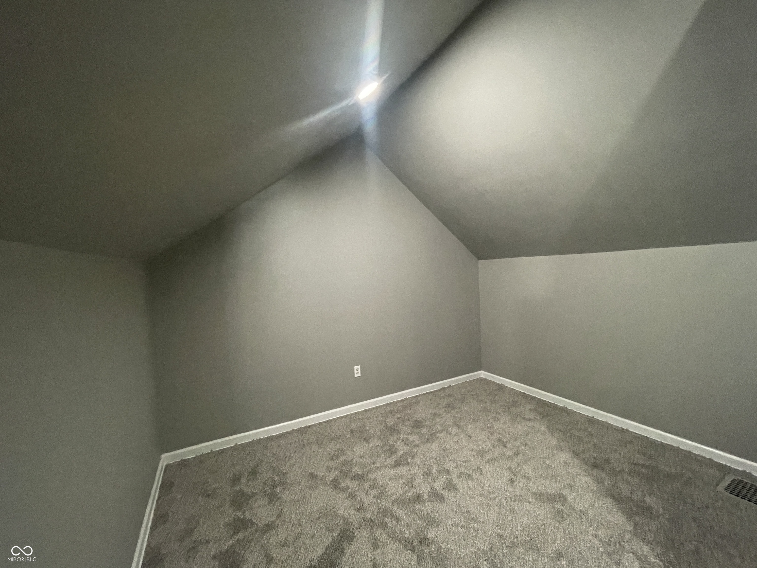 1605 S Walnut Street