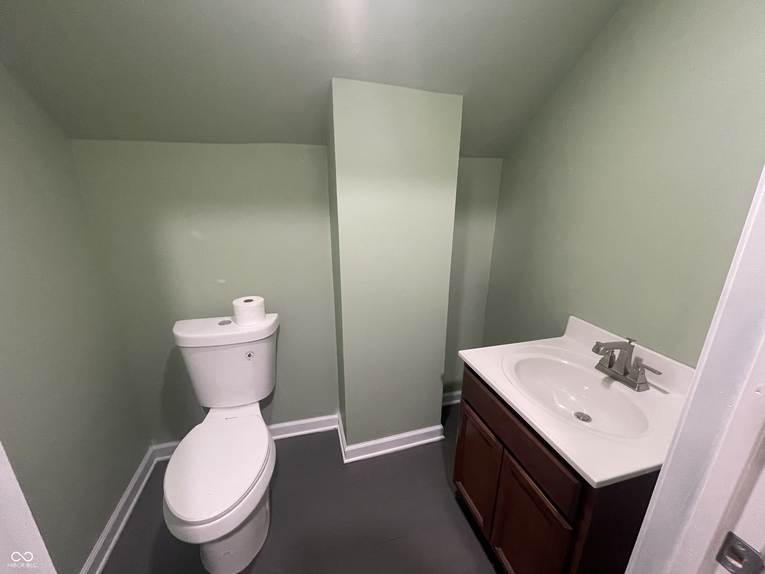 1605 S Walnut Street