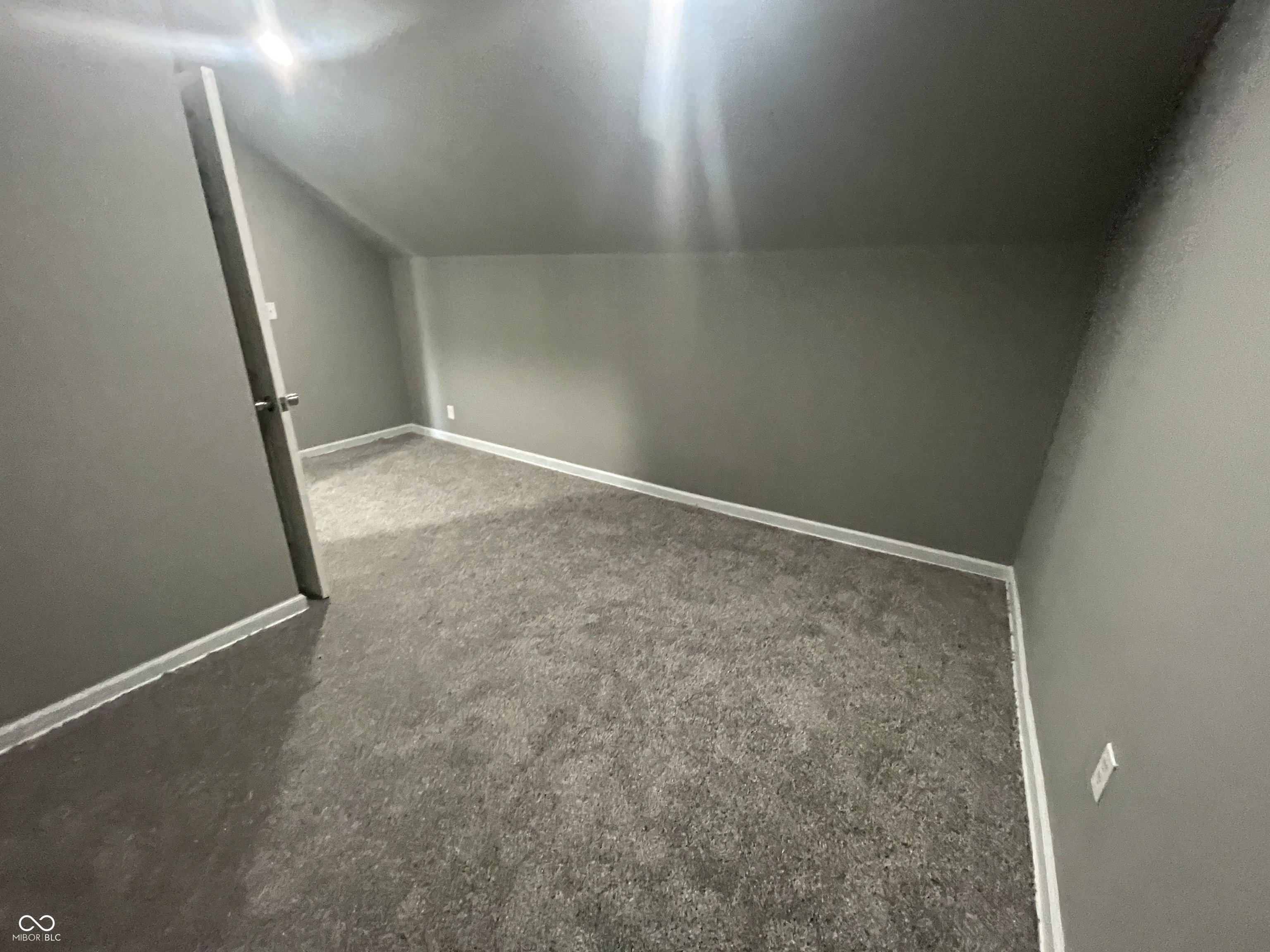 1605 S Walnut Street