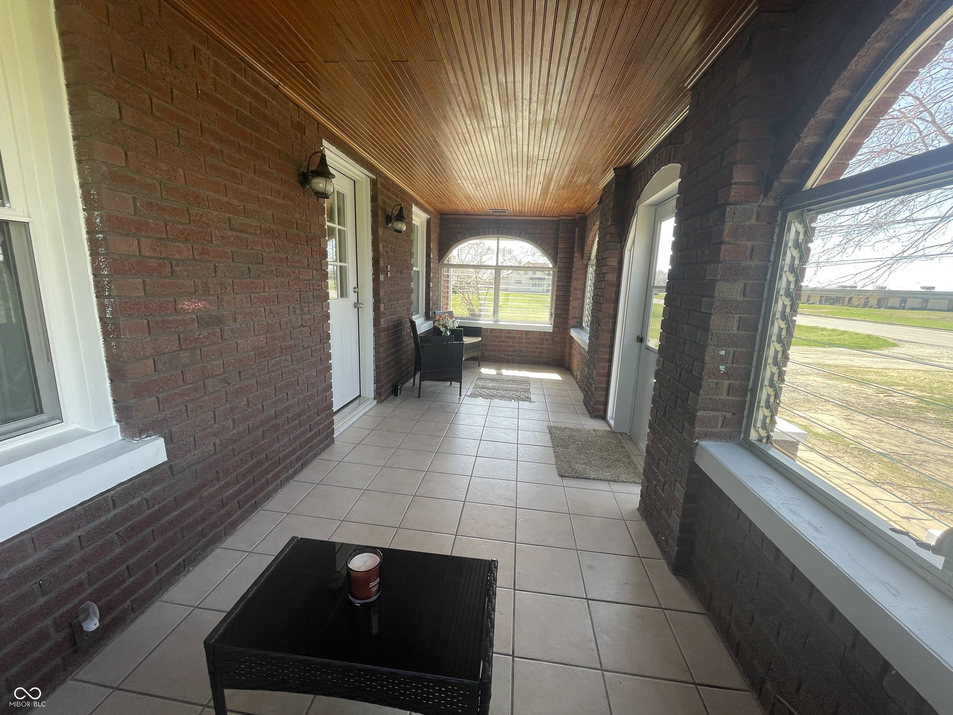 1605 S Walnut Street