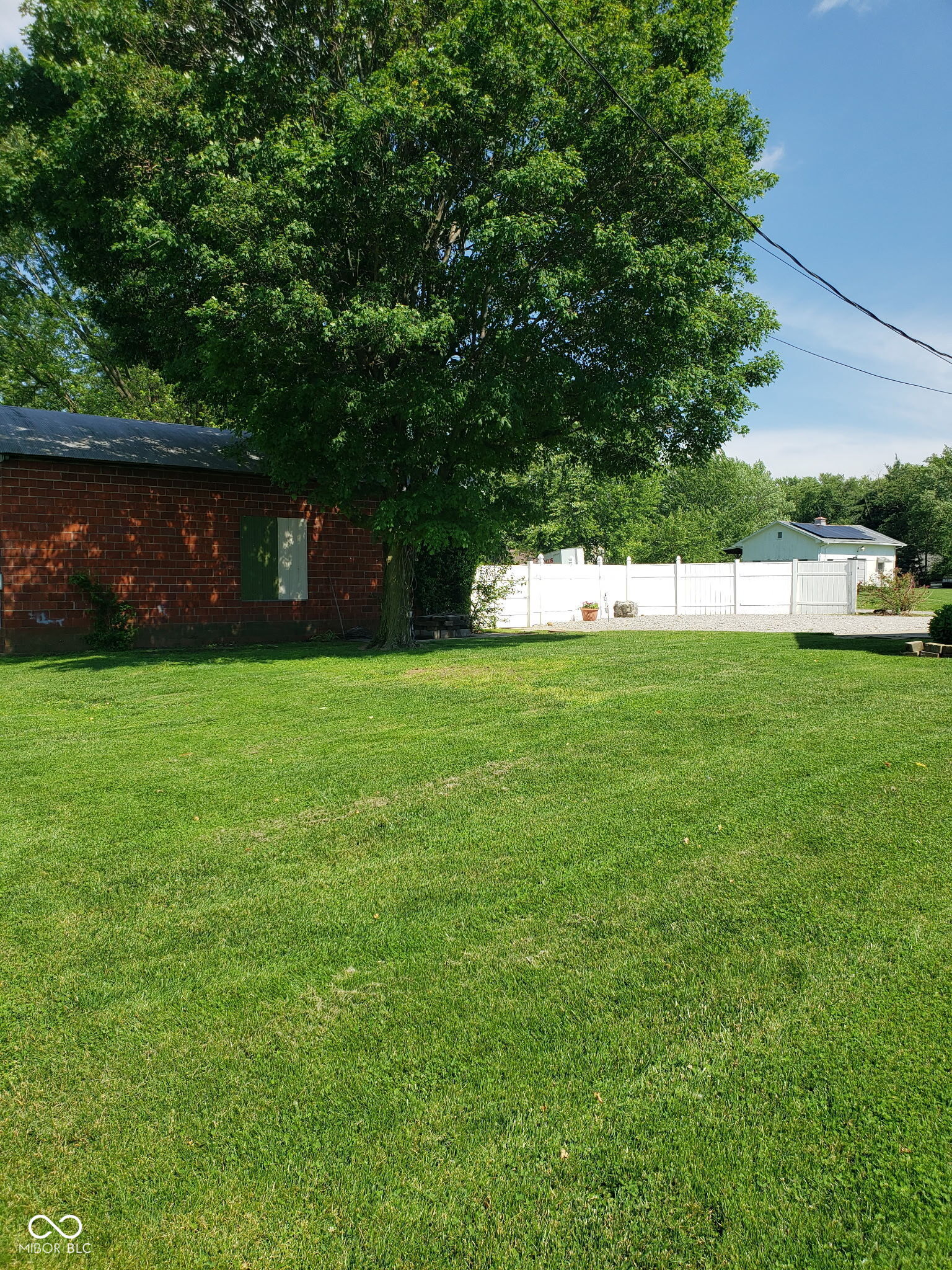 1605 S Walnut Street