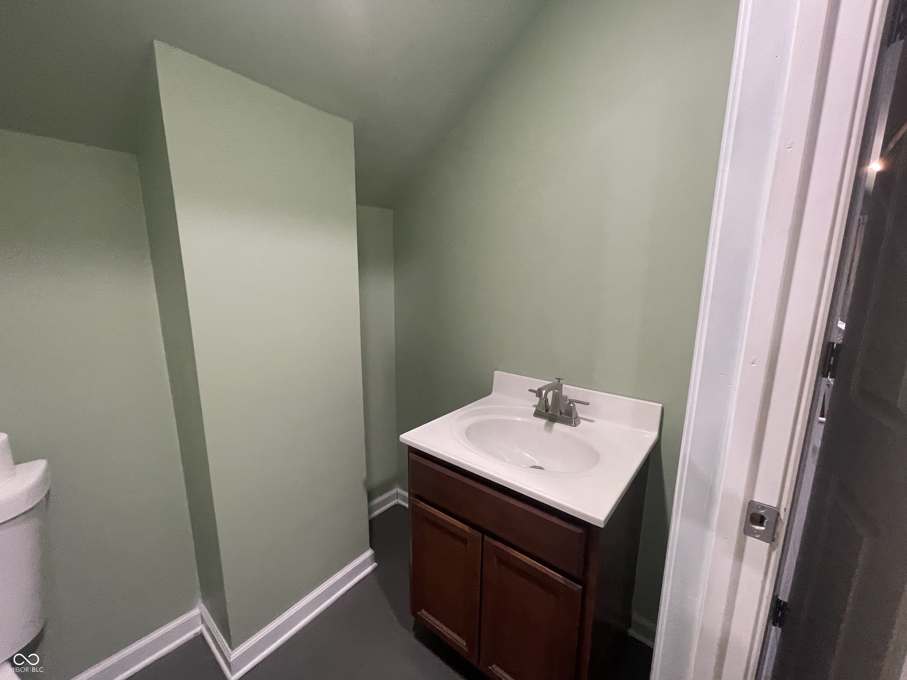 1605 S Walnut Street