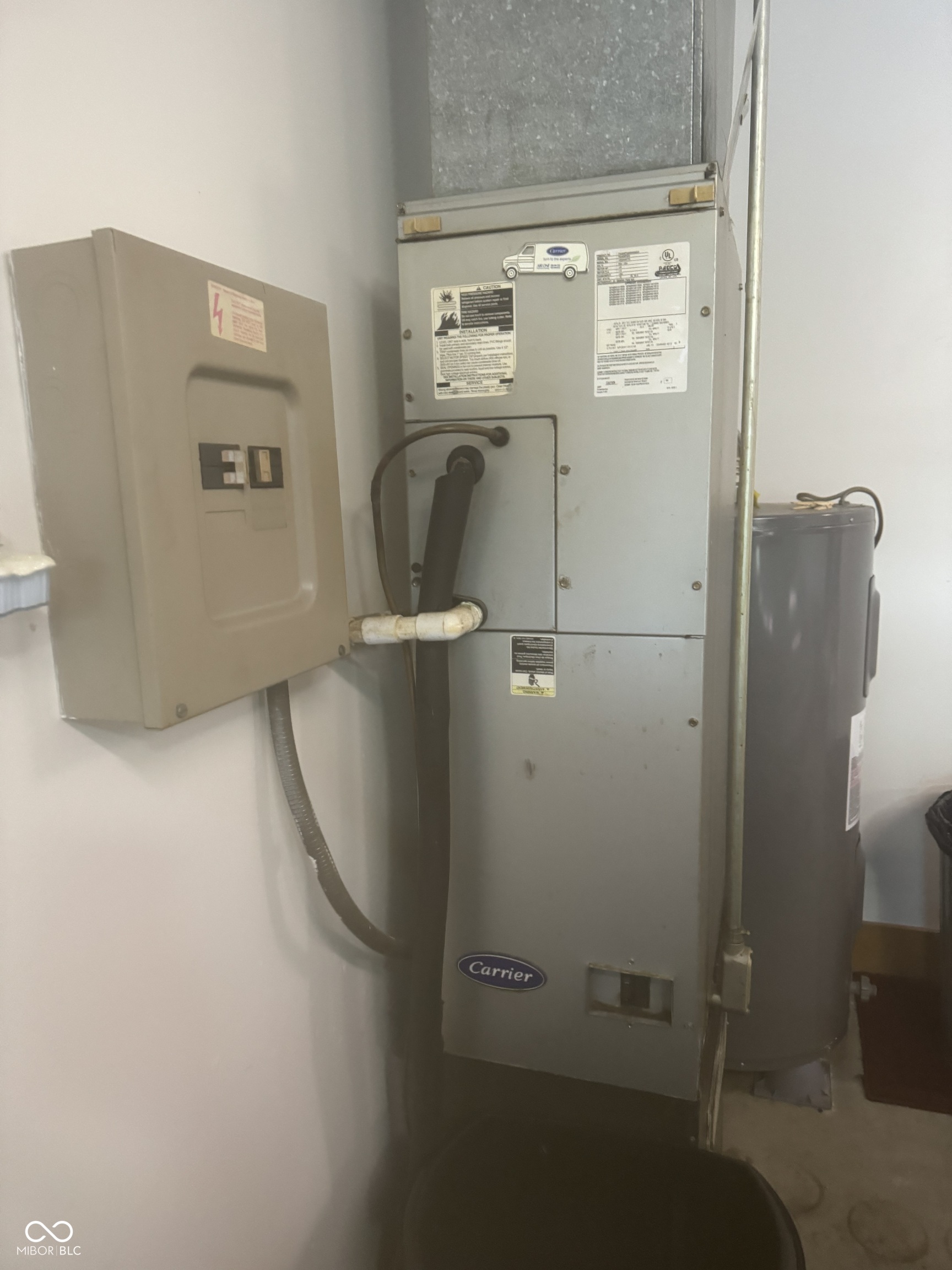 2105 W County Road 200 N