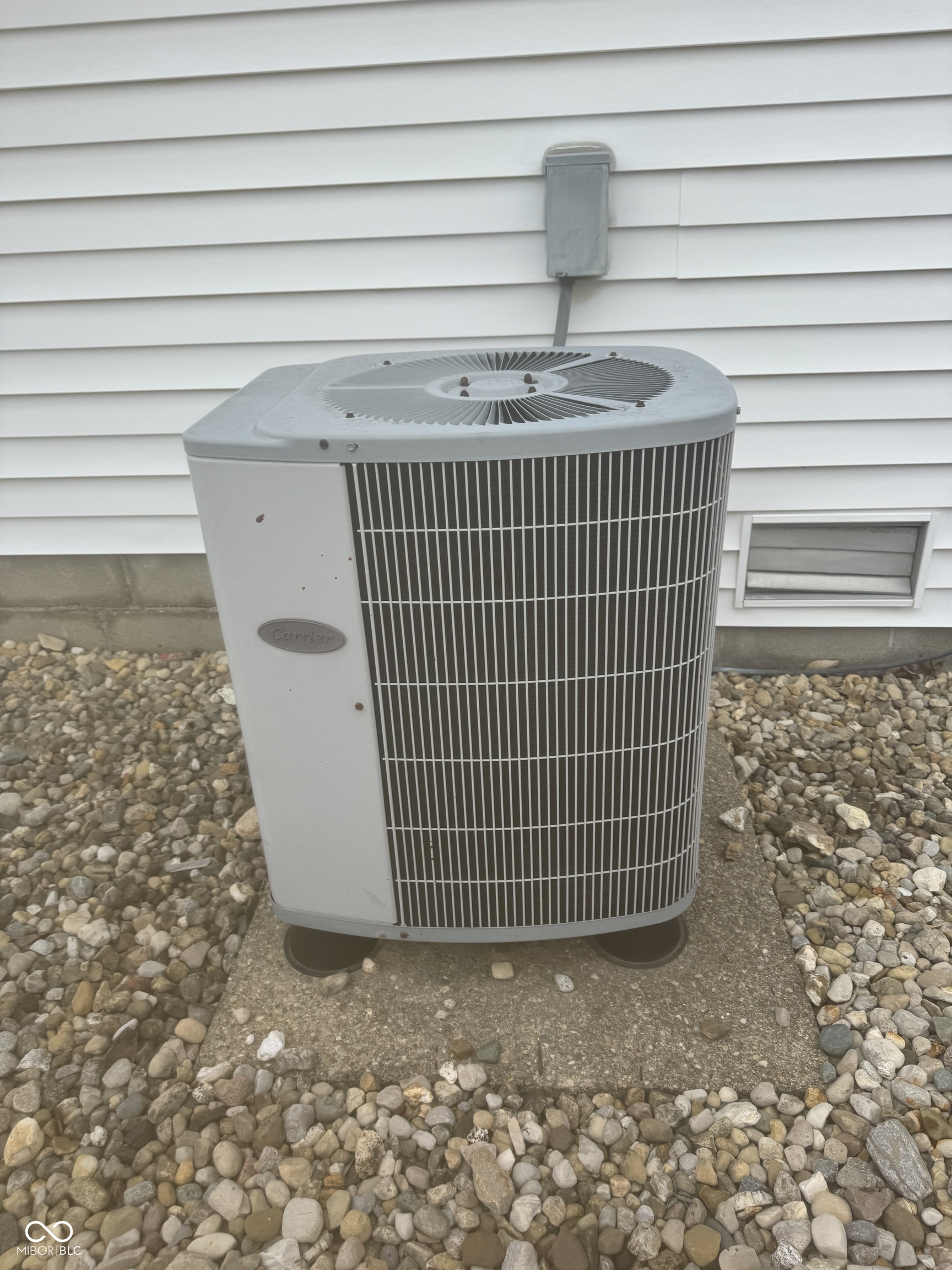 2105 W County Road 200 N