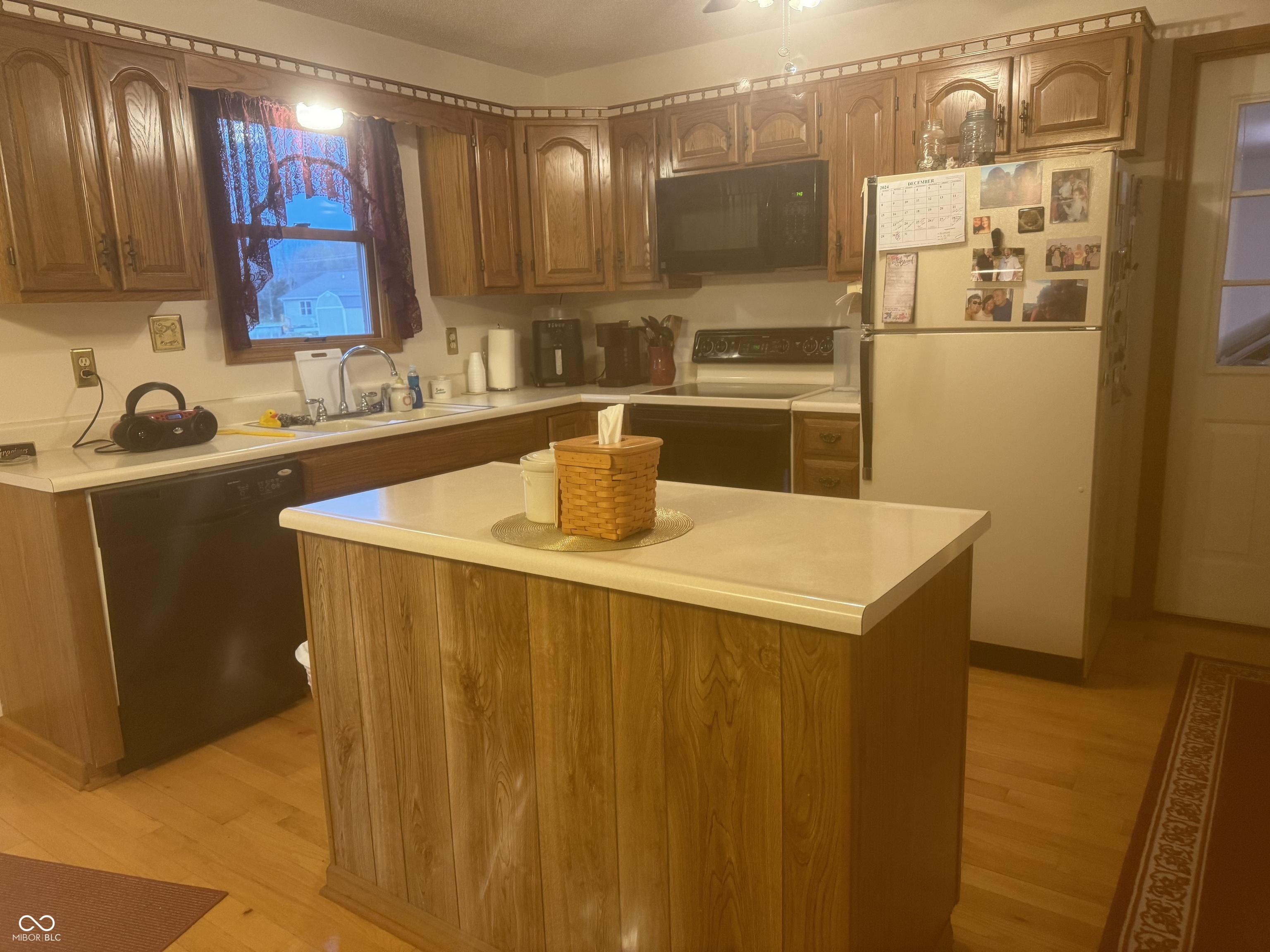 2105 W County Road 200 N