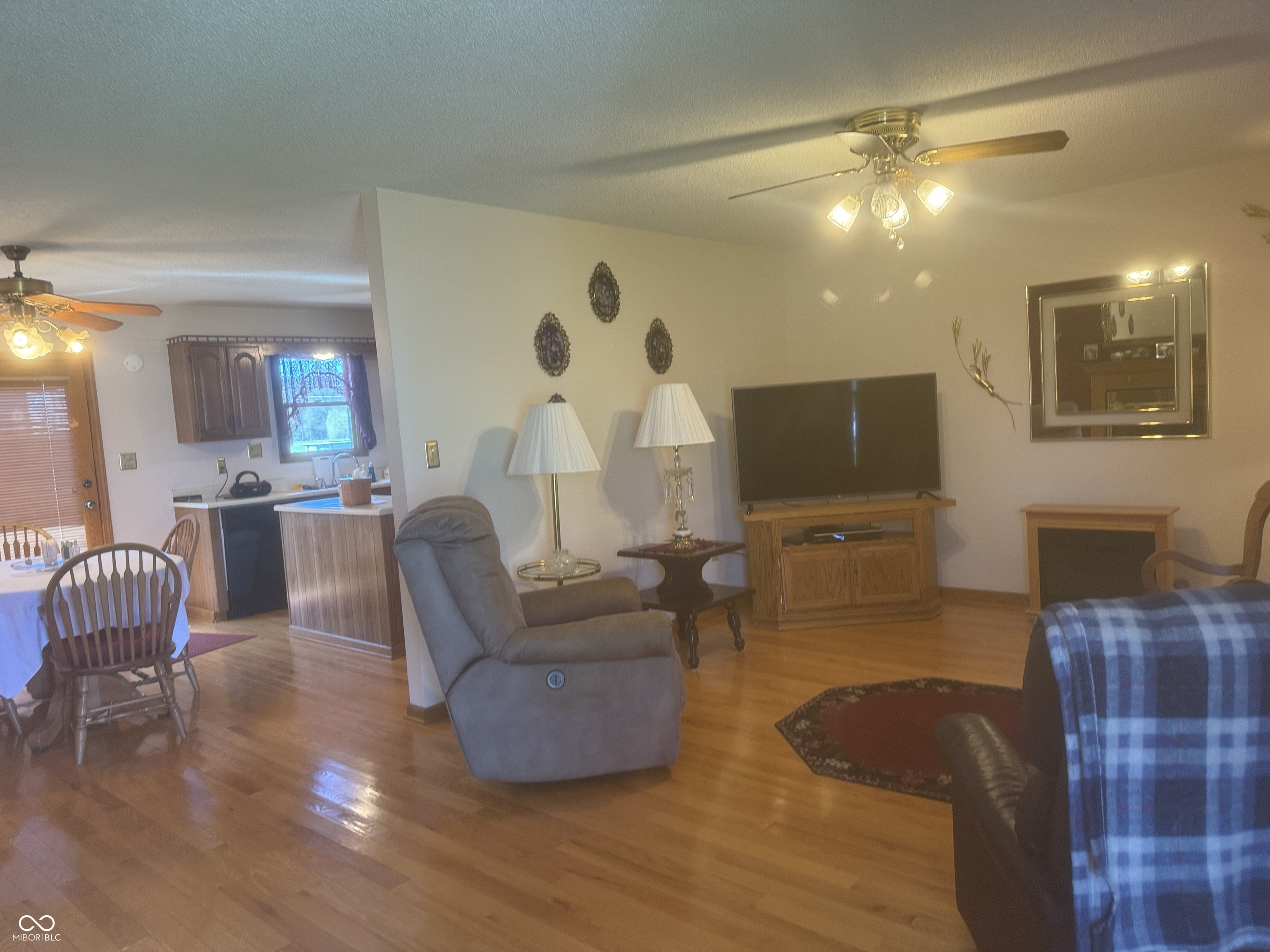 2105 W County Road 200 N