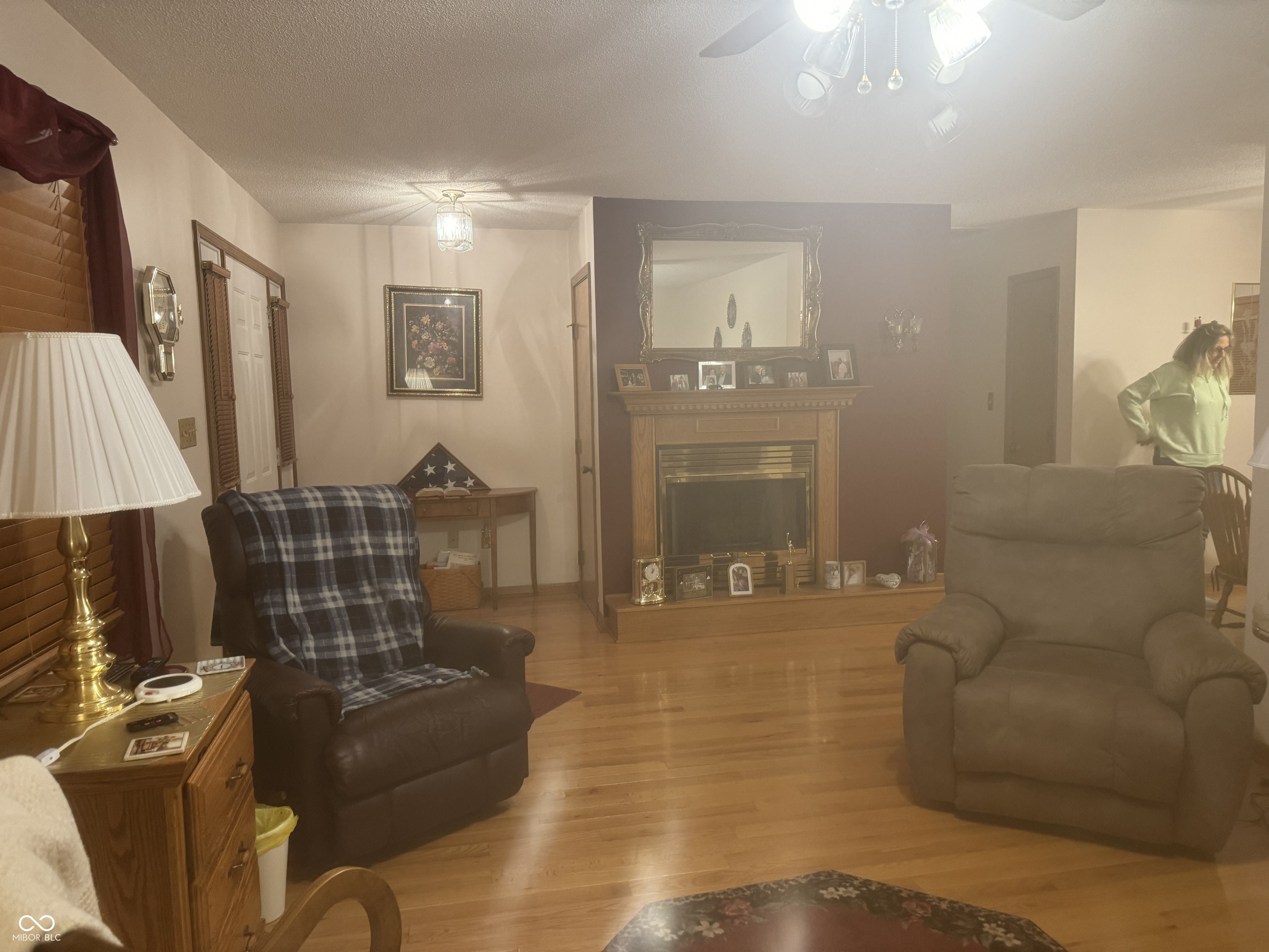 2105 W County Road 200 N