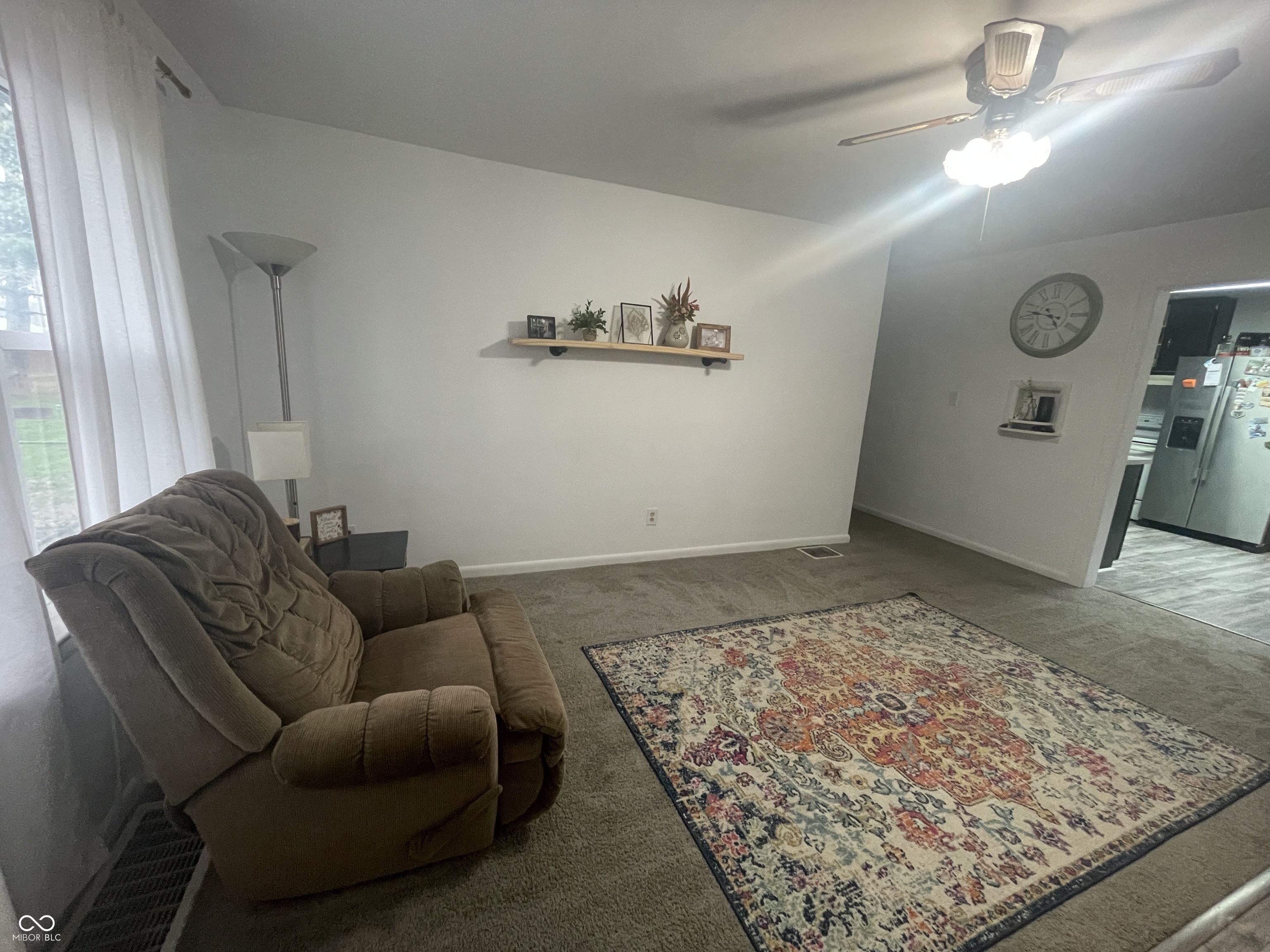 1527 Ravenswood Drive