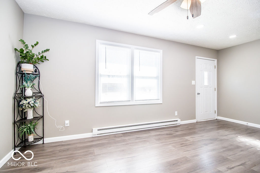 12566 S Hillview Drive