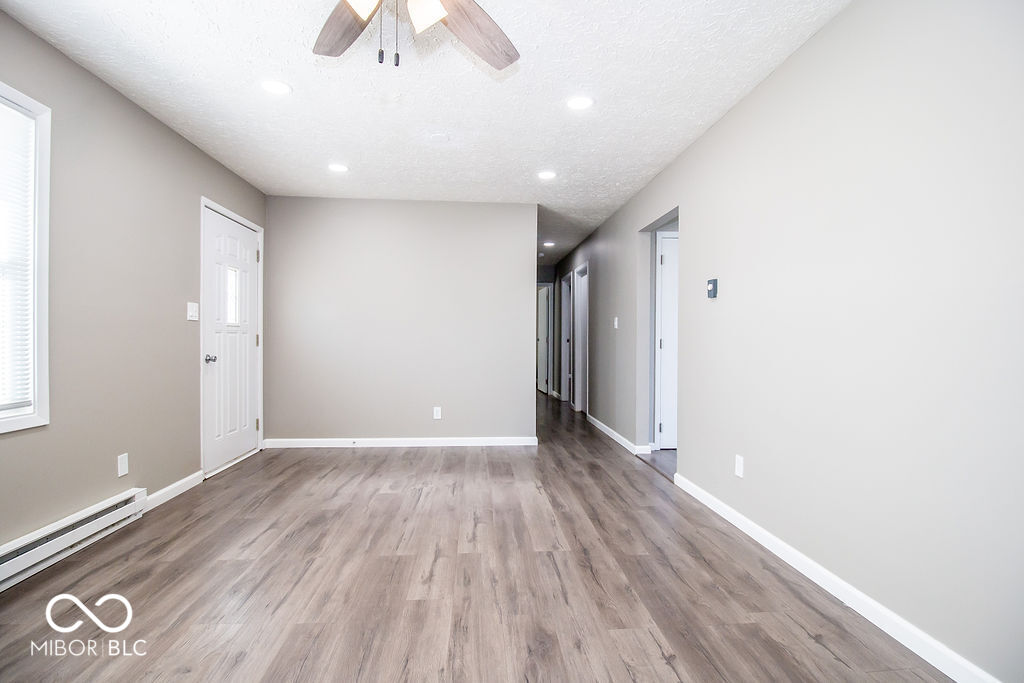 12566 S Hillview Drive