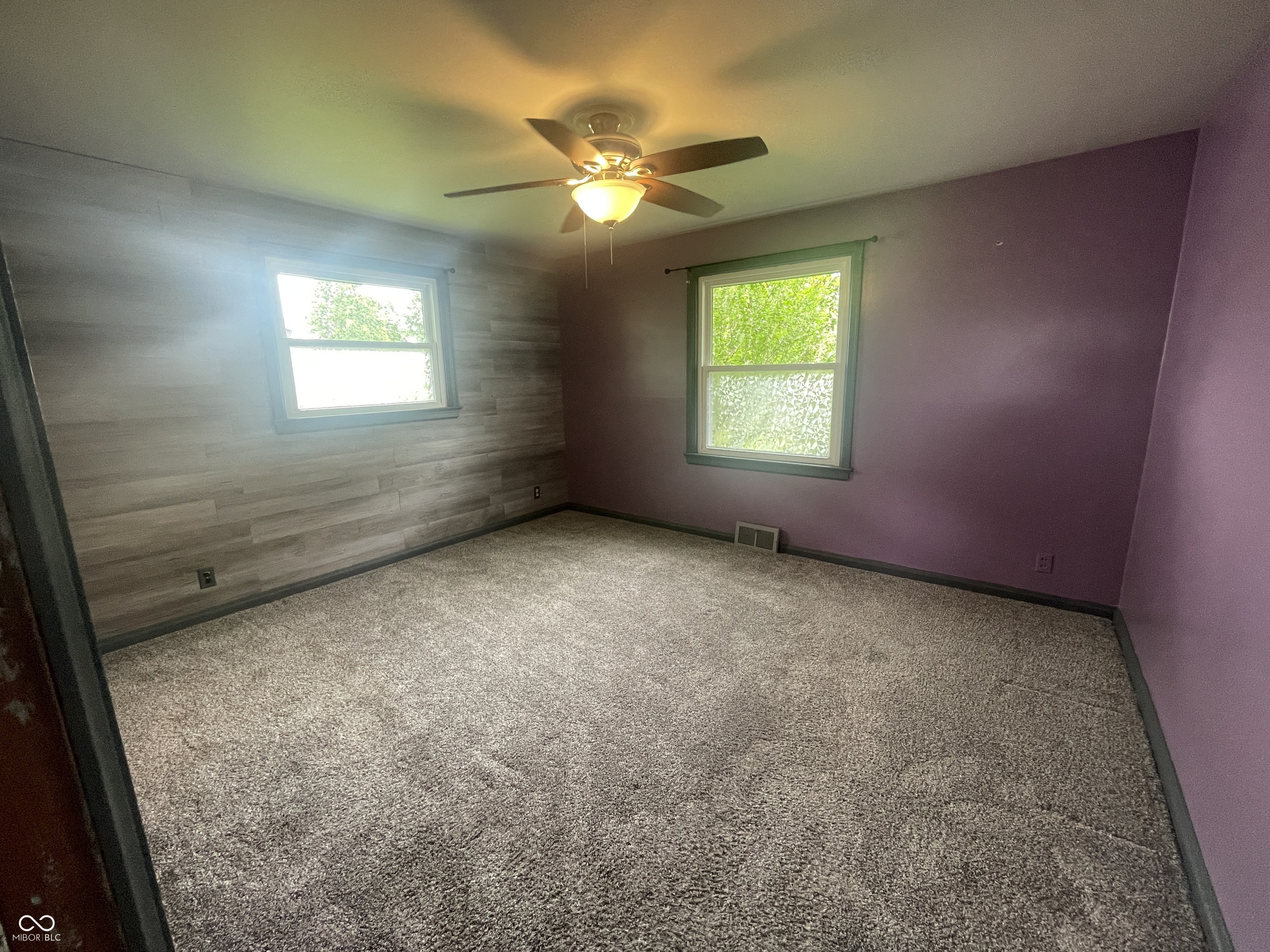 4363 Roosevelt Drive