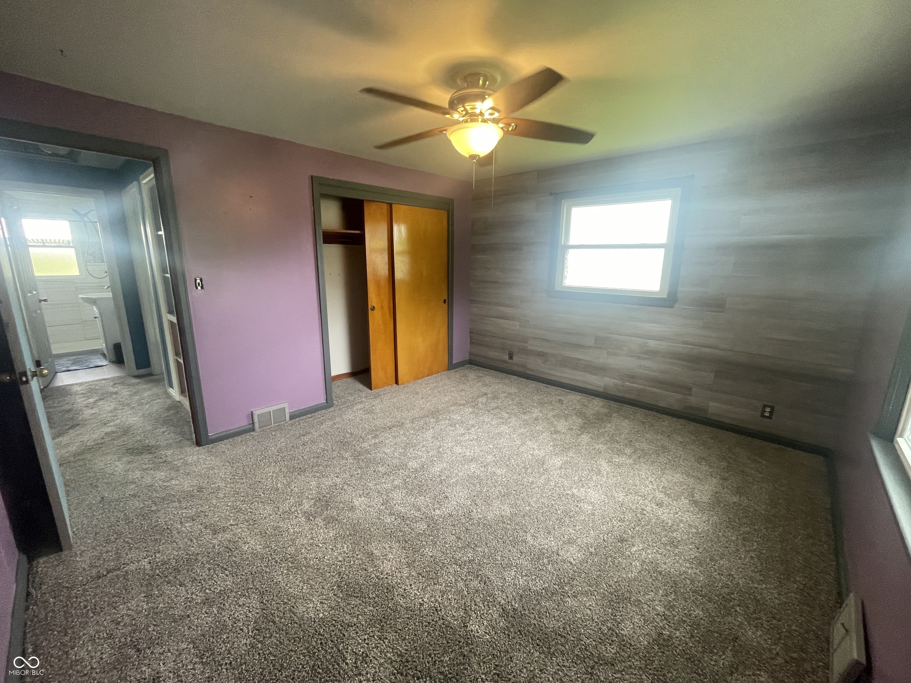 4363 Roosevelt Drive