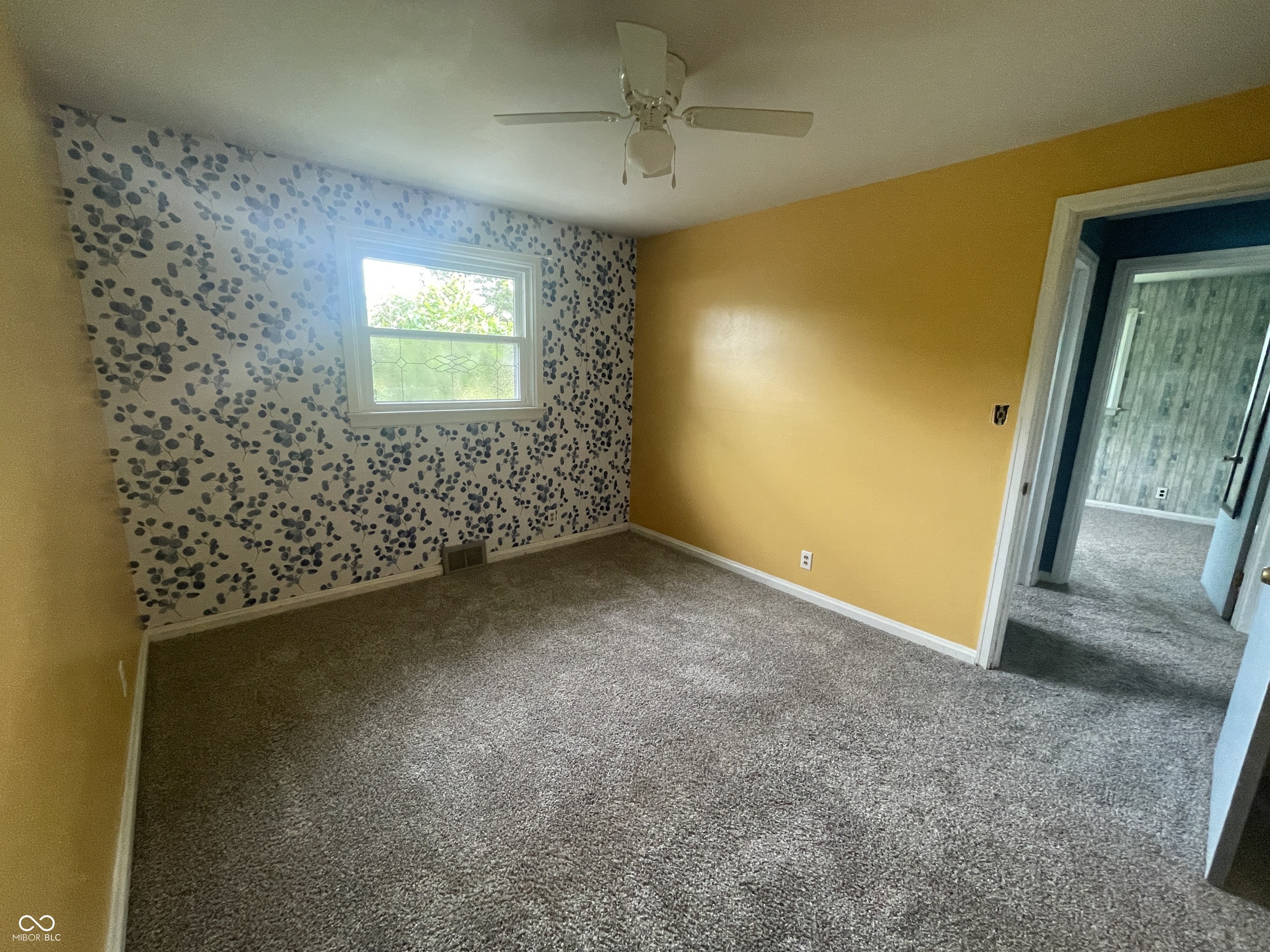 4363 Roosevelt Drive