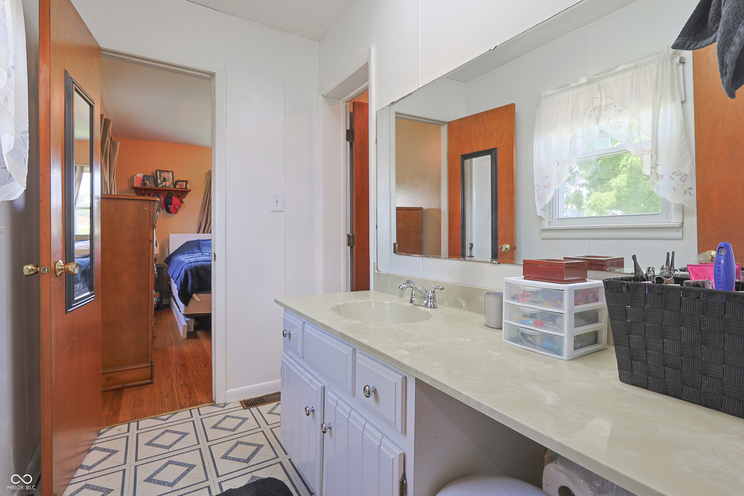 1014 Washington Street