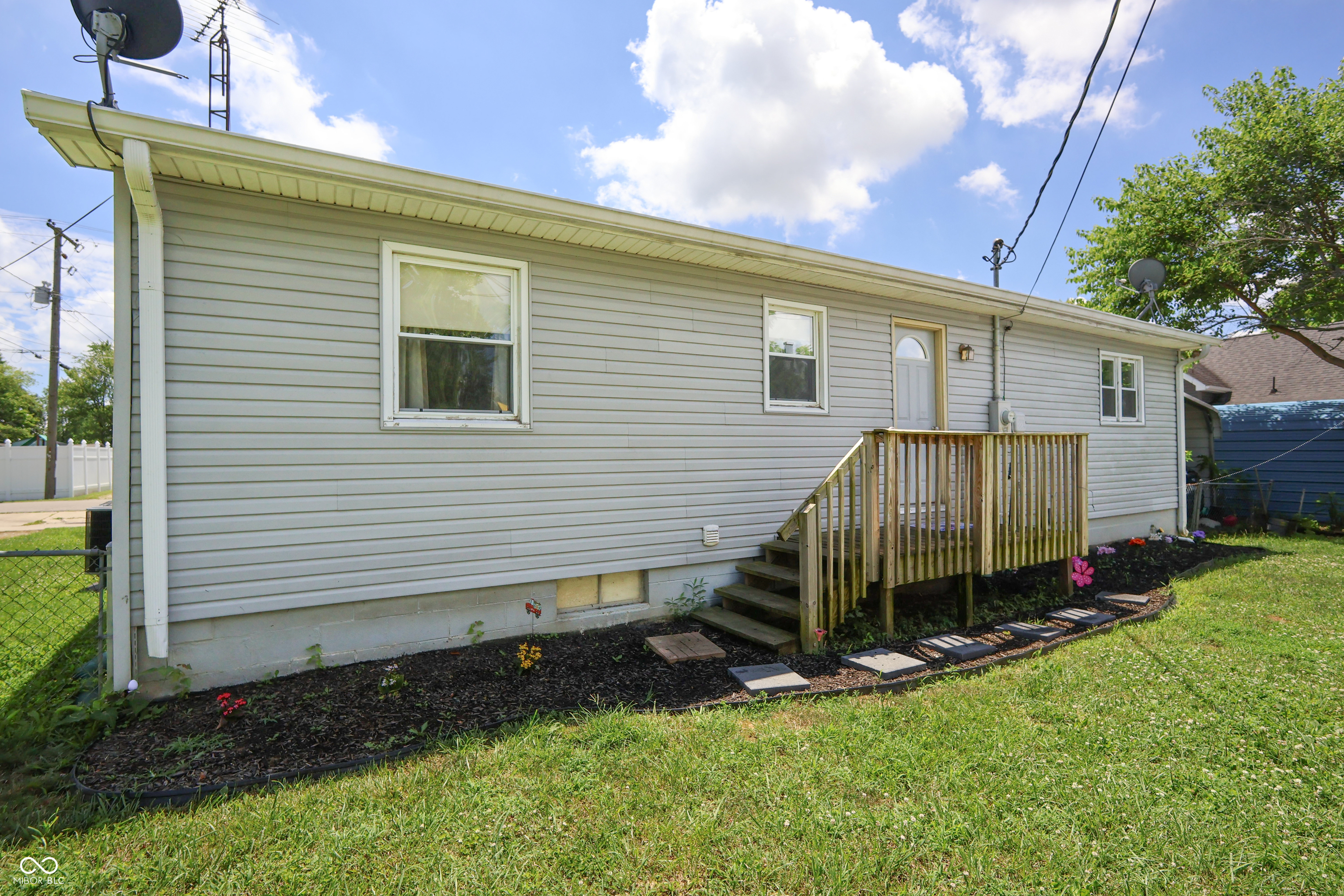 1014 Washington Street