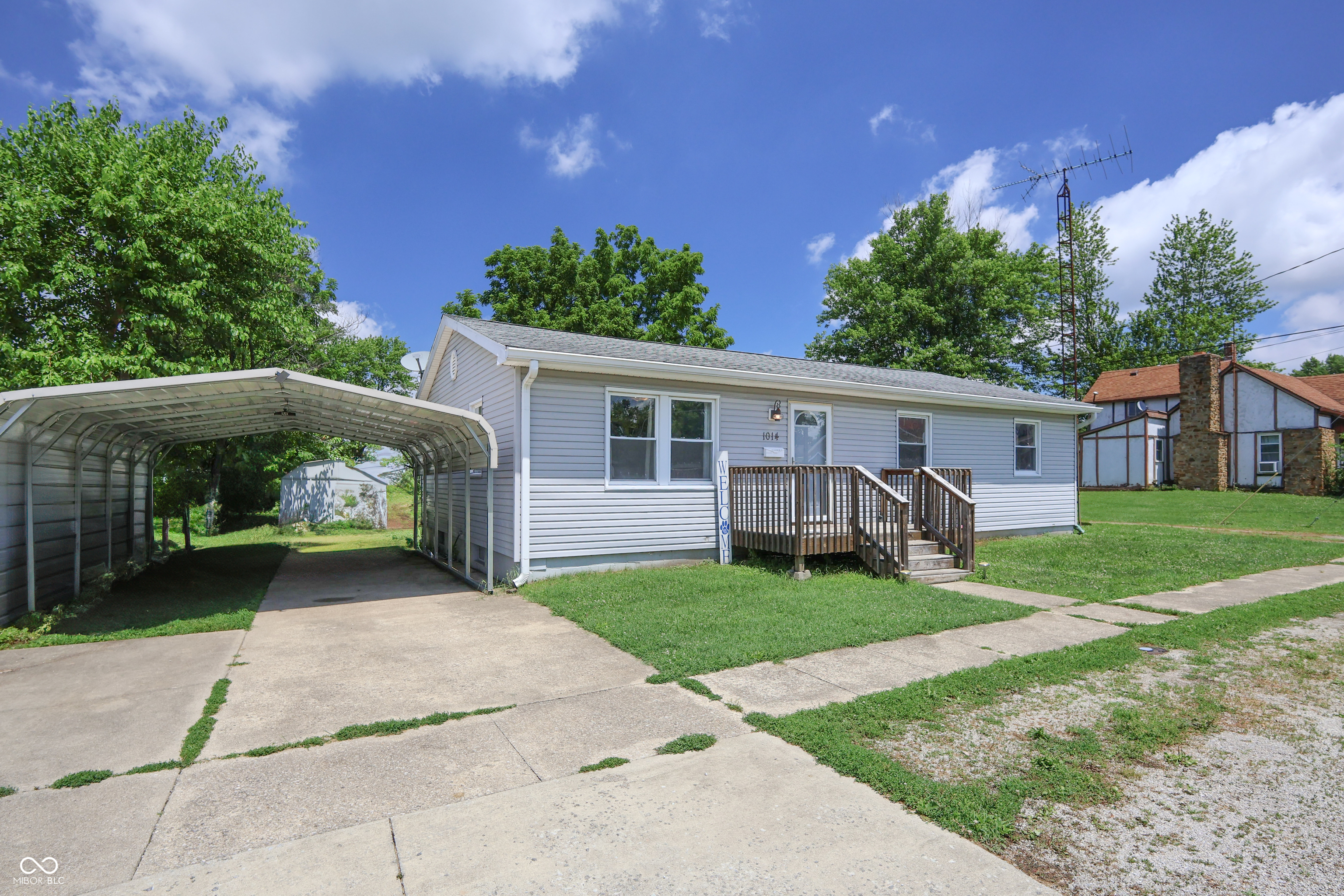 1014 Washington Street