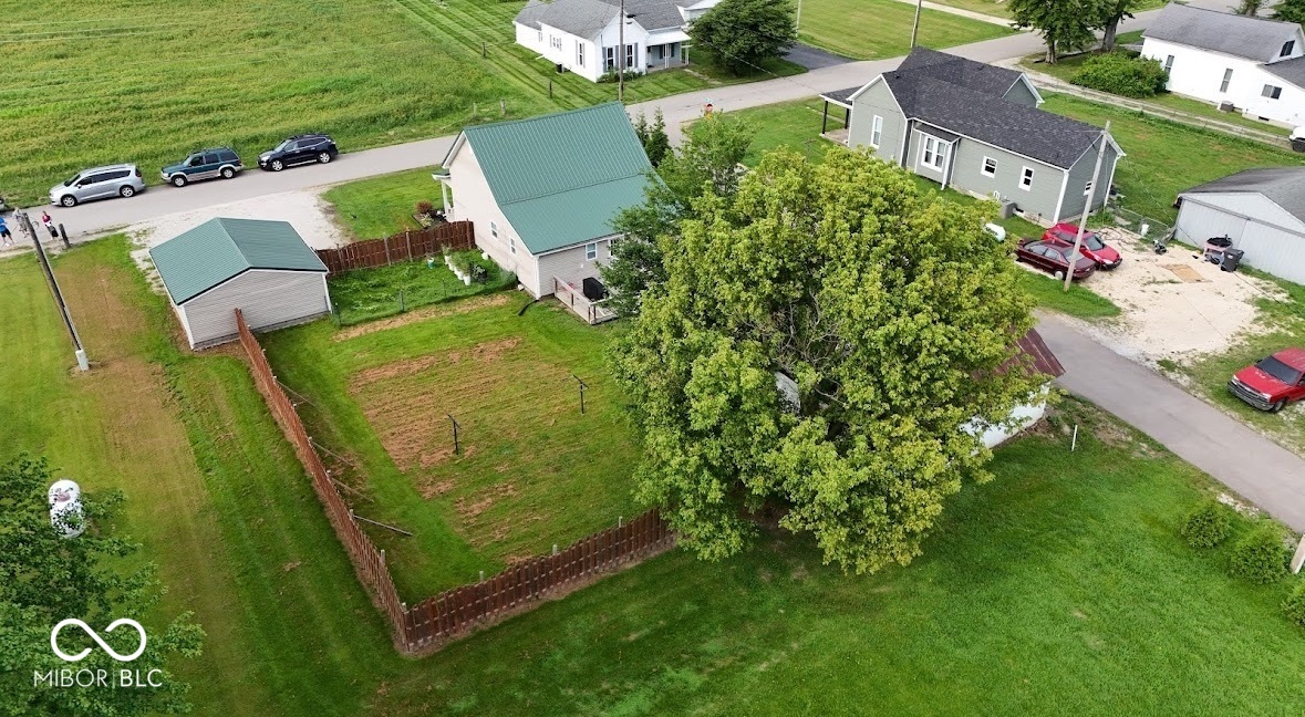 7675 E County Road 200 S