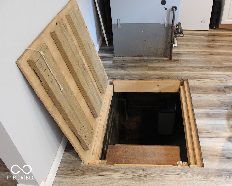 7675 E County Road 200 S