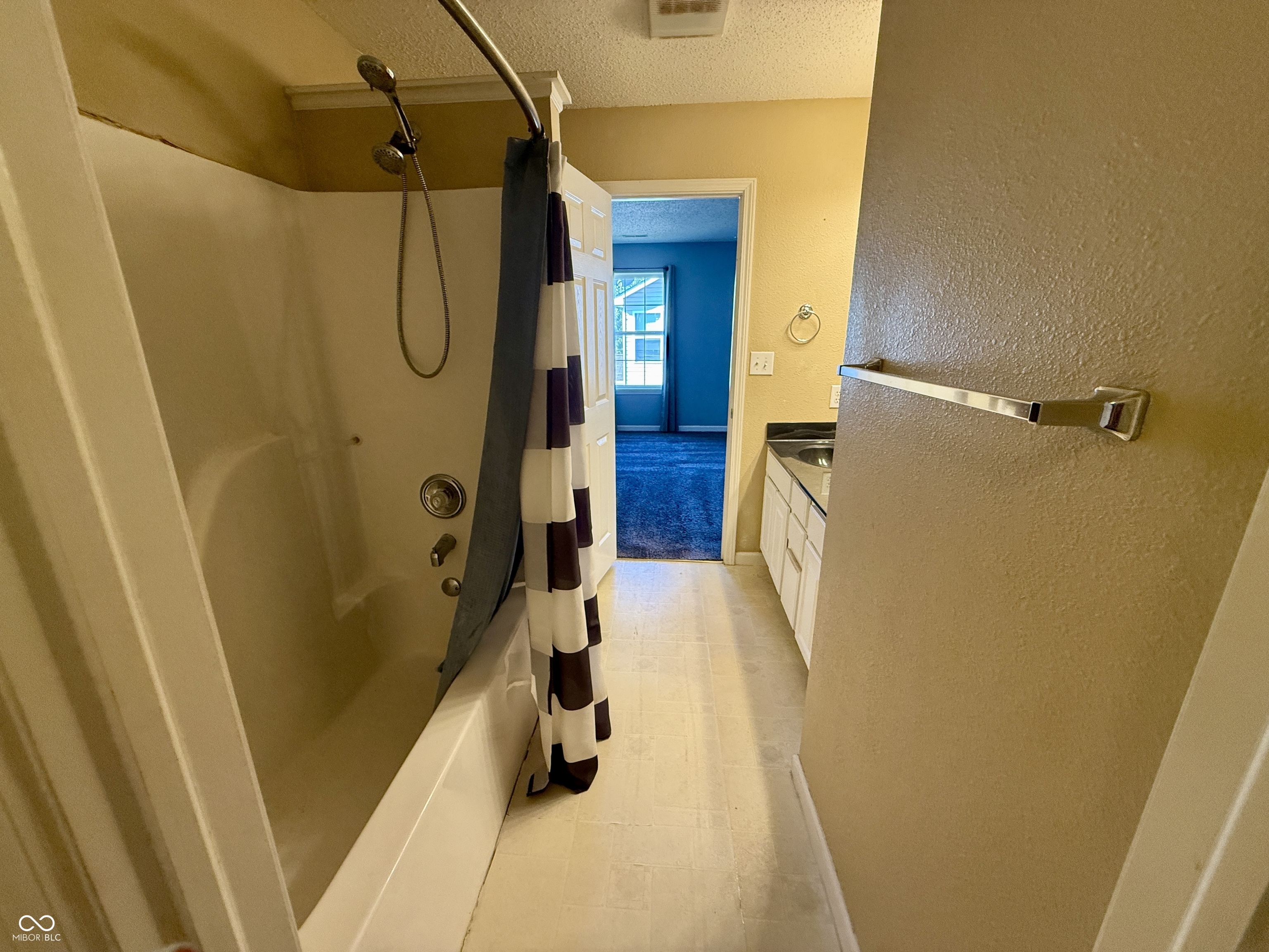 2509 Orchard Creek Drive