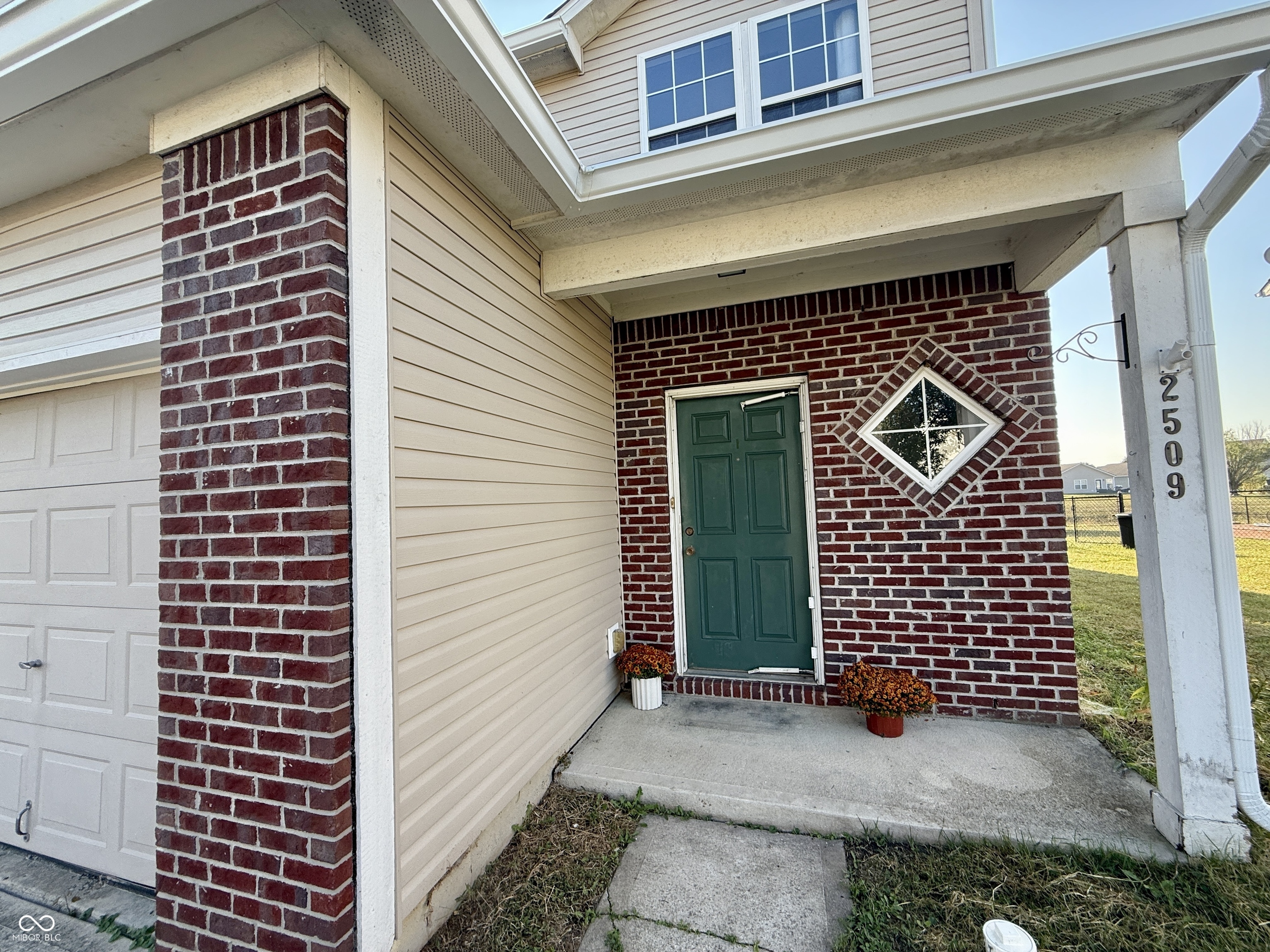 2509 Orchard Creek Drive