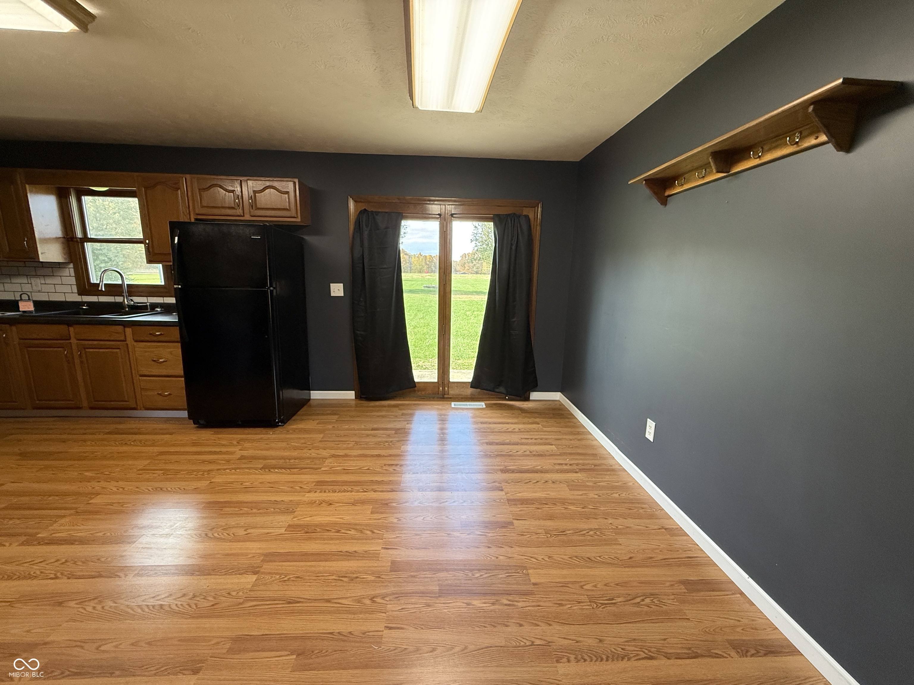 7835 N State Highway 3