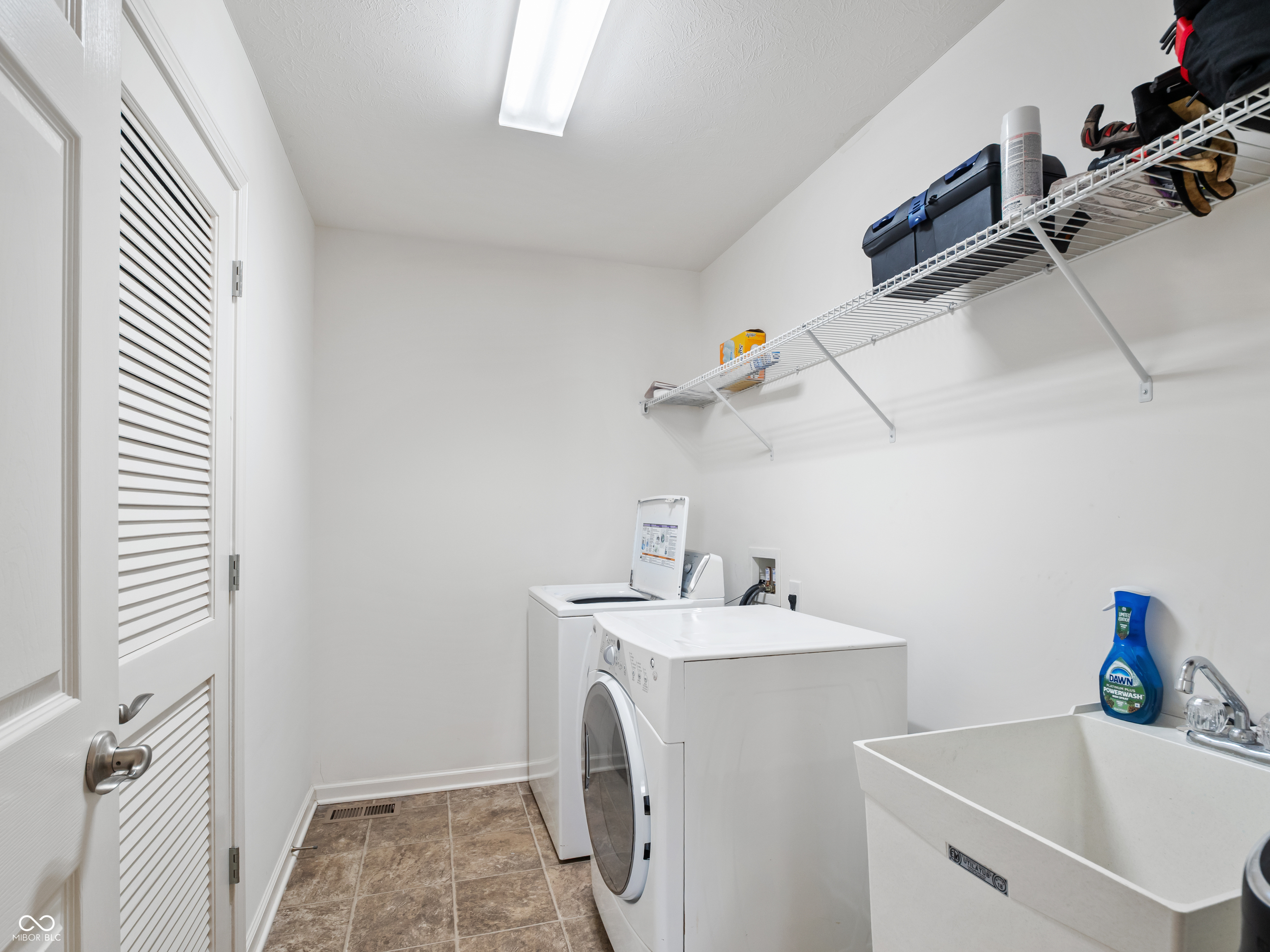 2041 Creek Bank Drive