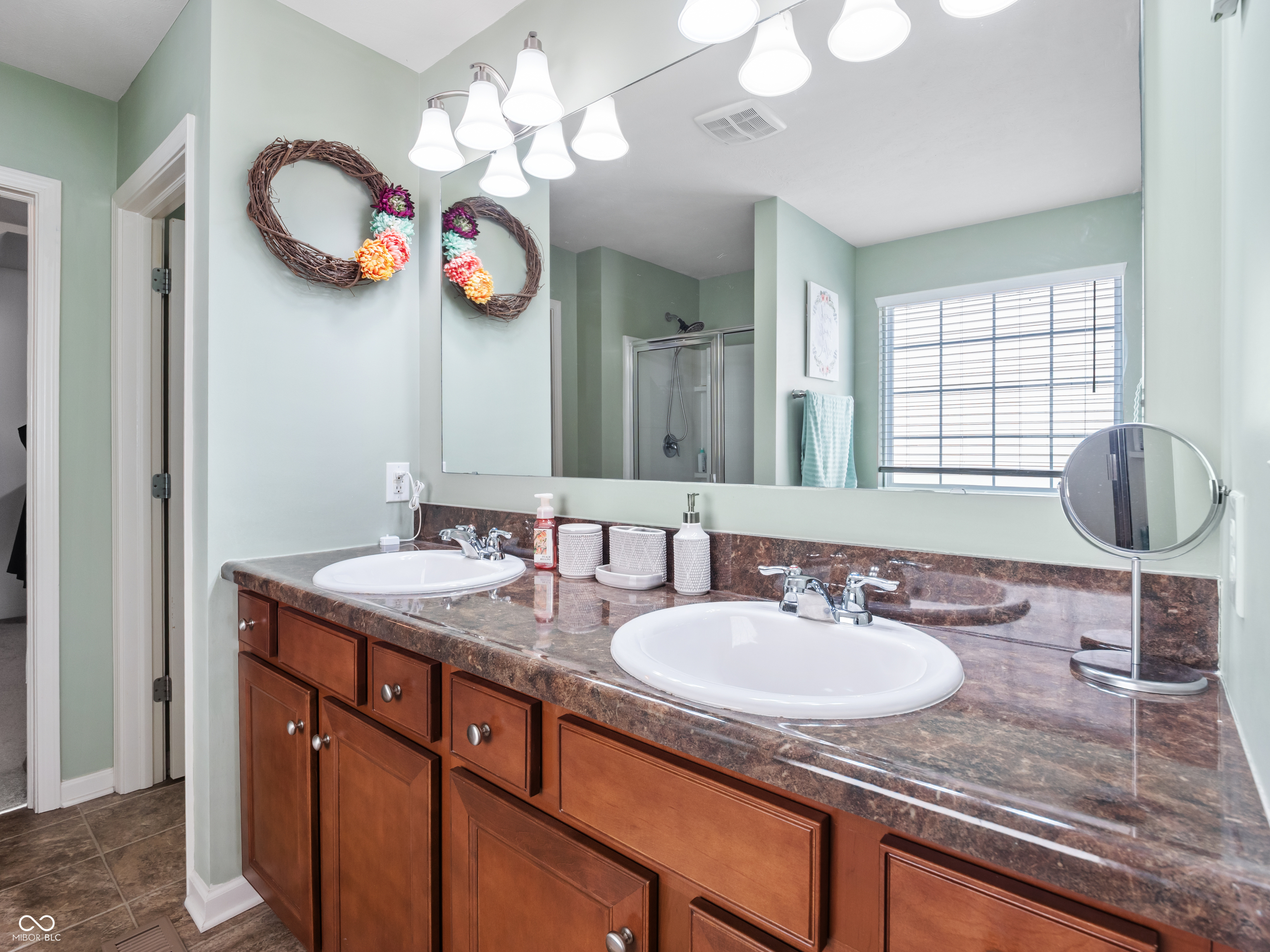 2041 Creek Bank Drive