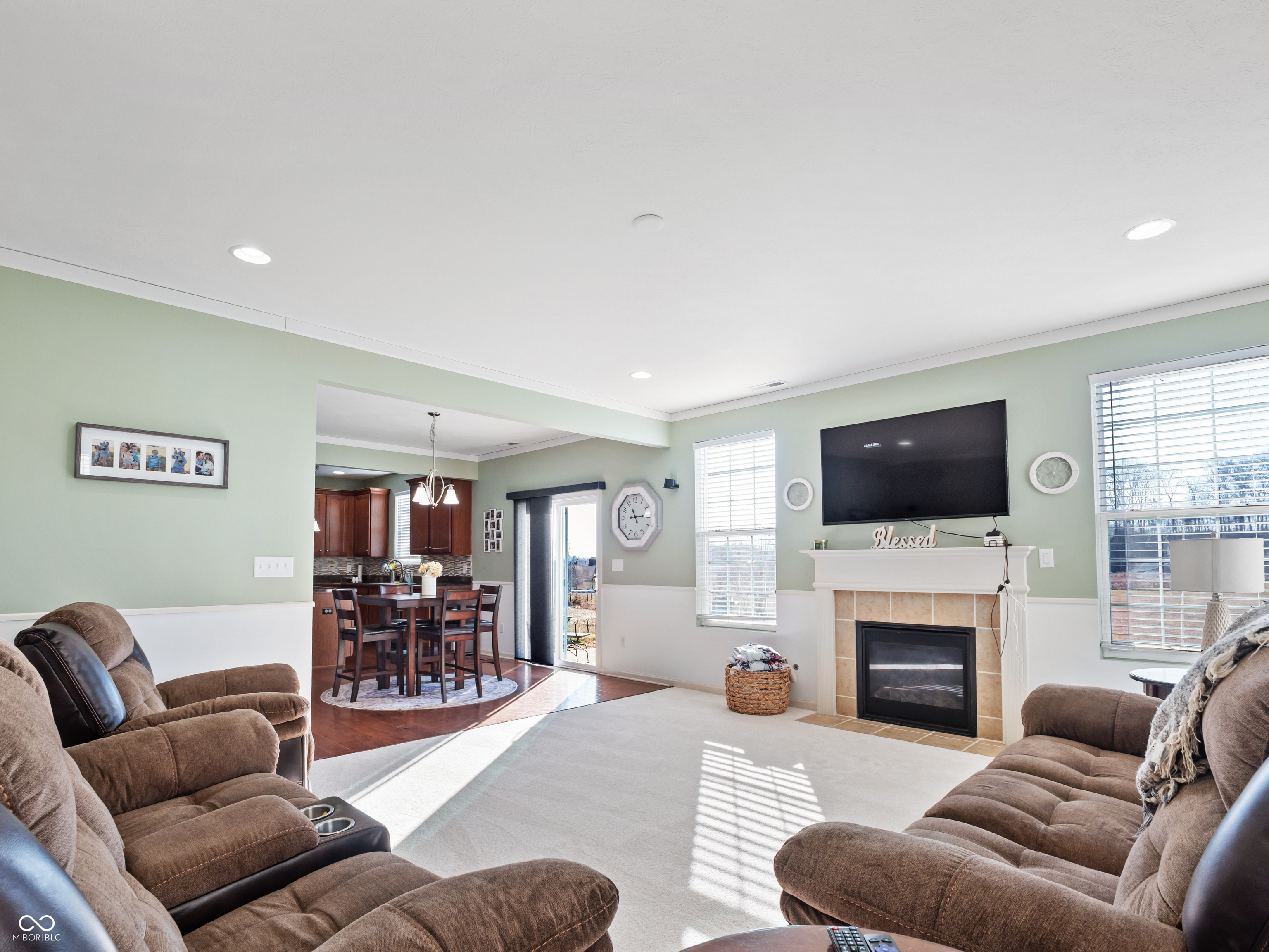 2041 Creek Bank Drive