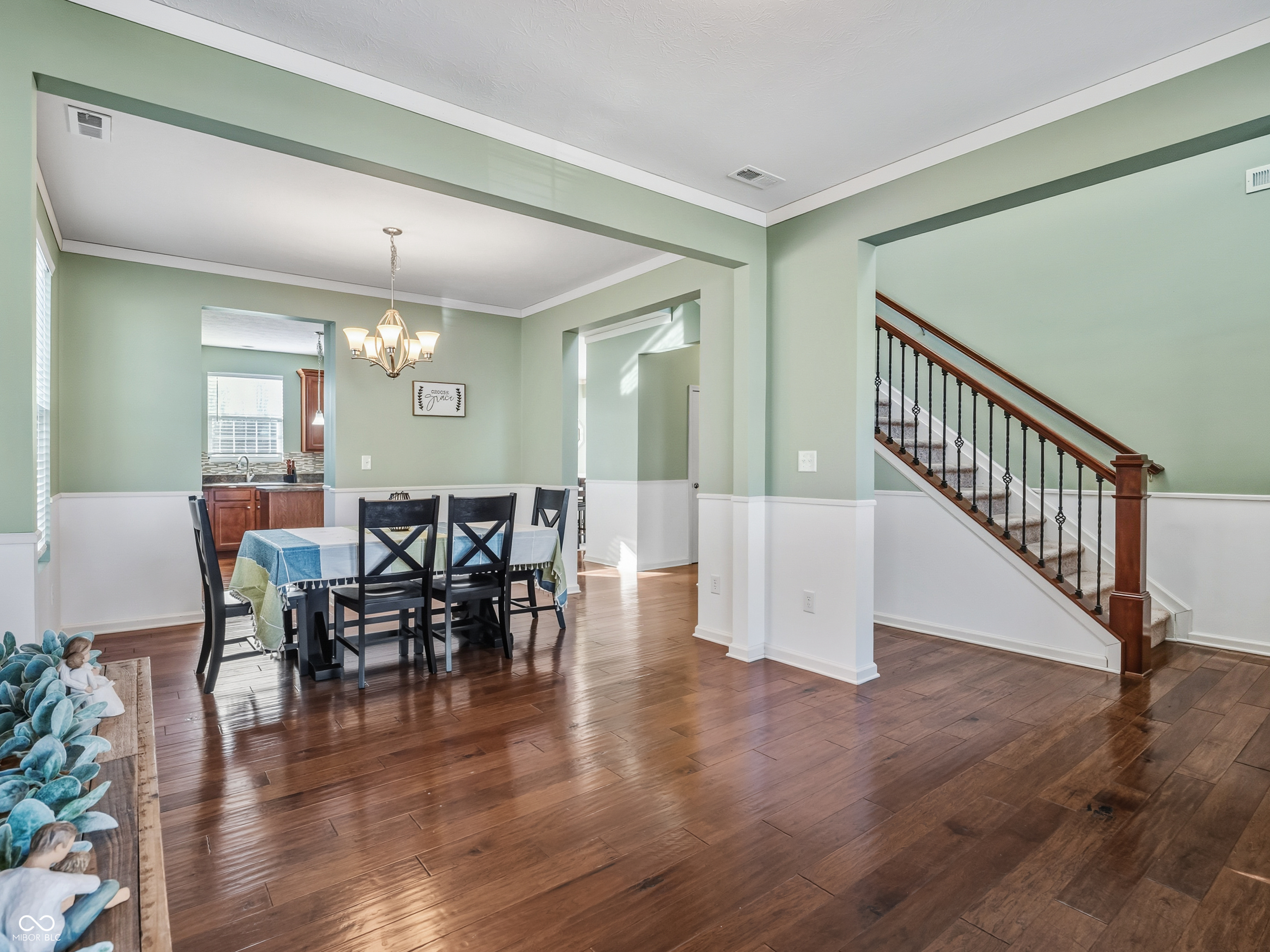 2041 Creek Bank Drive