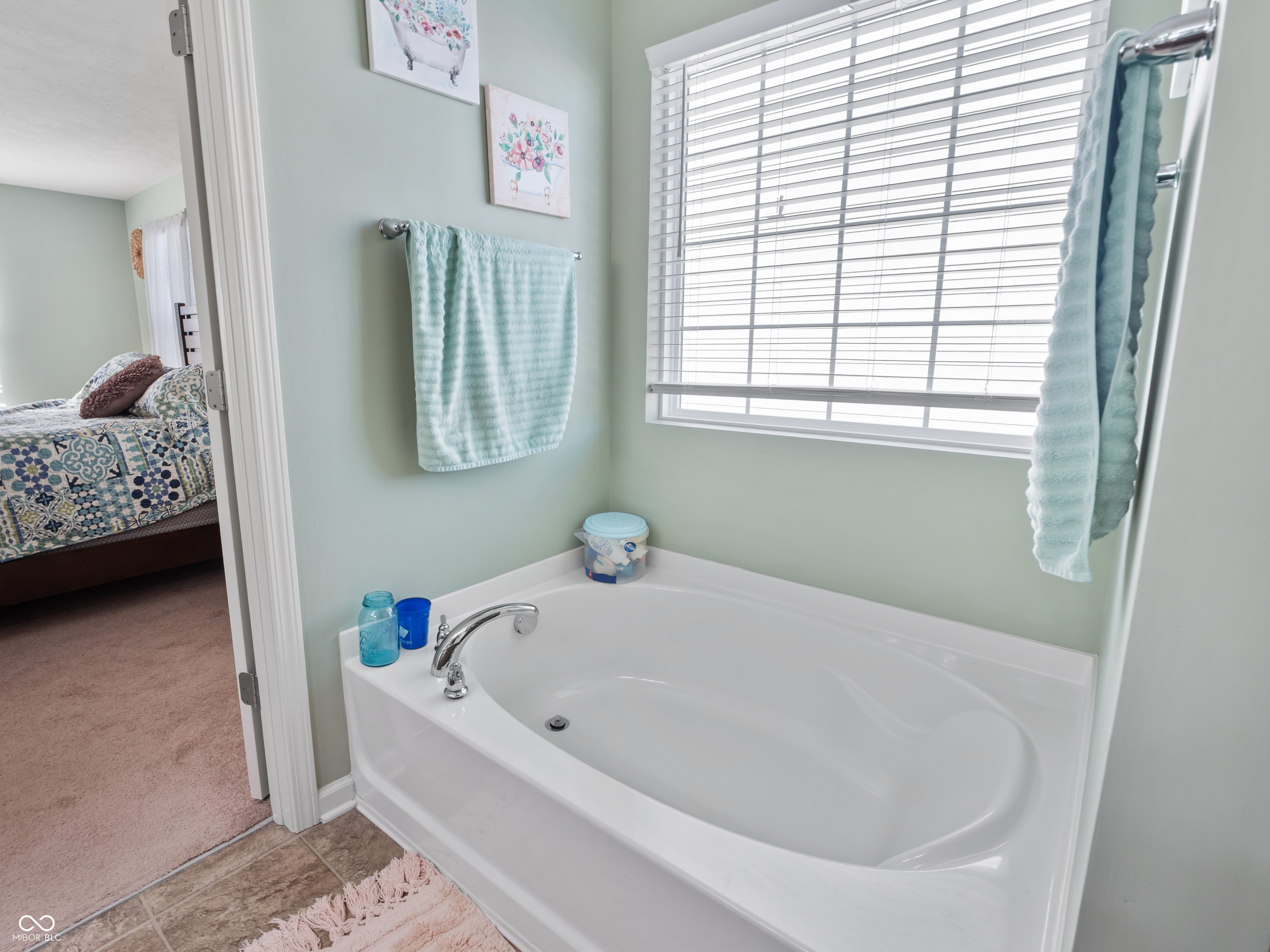 2041 Creek Bank Drive