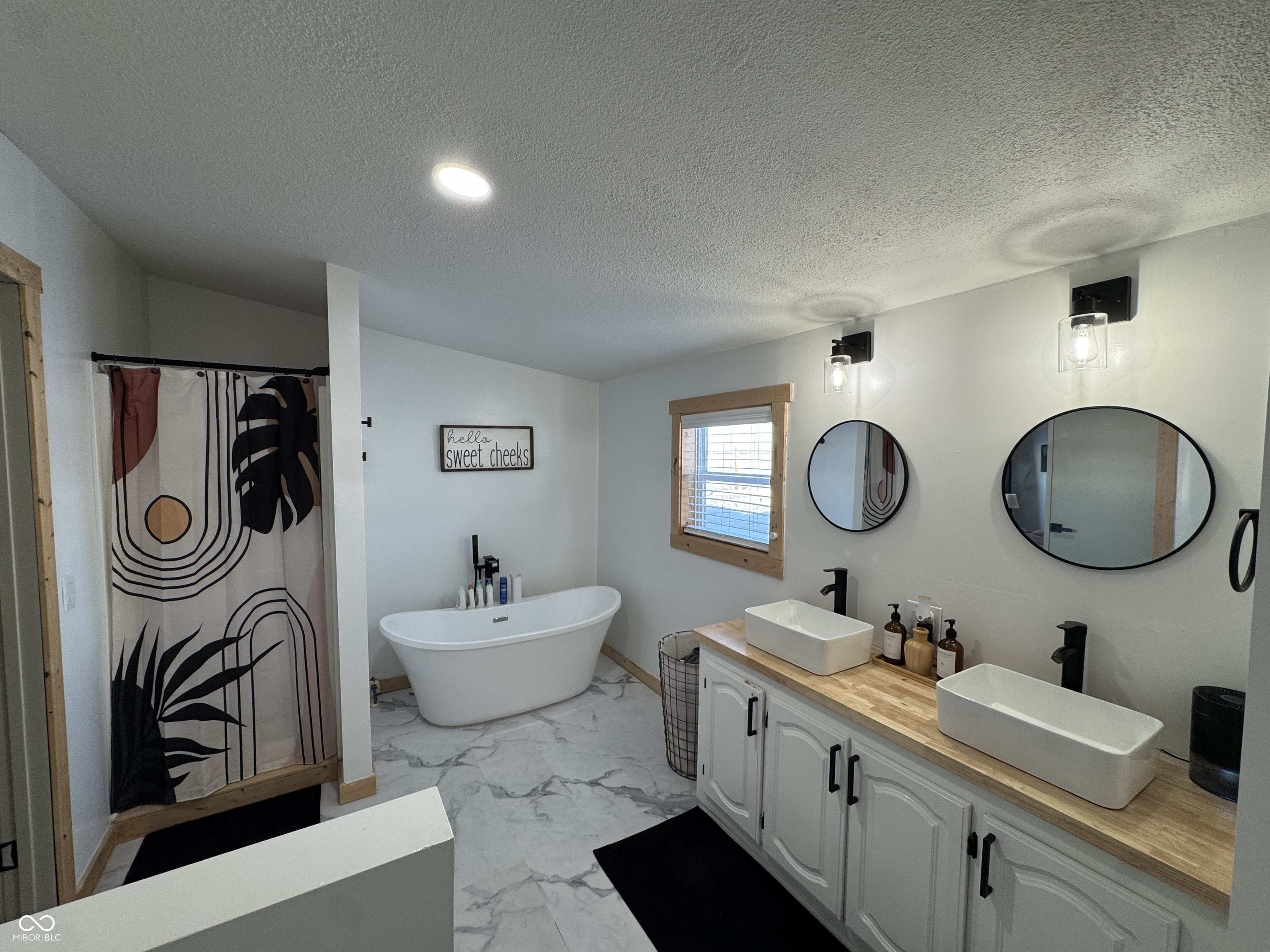 5240 S County Road 1200 E