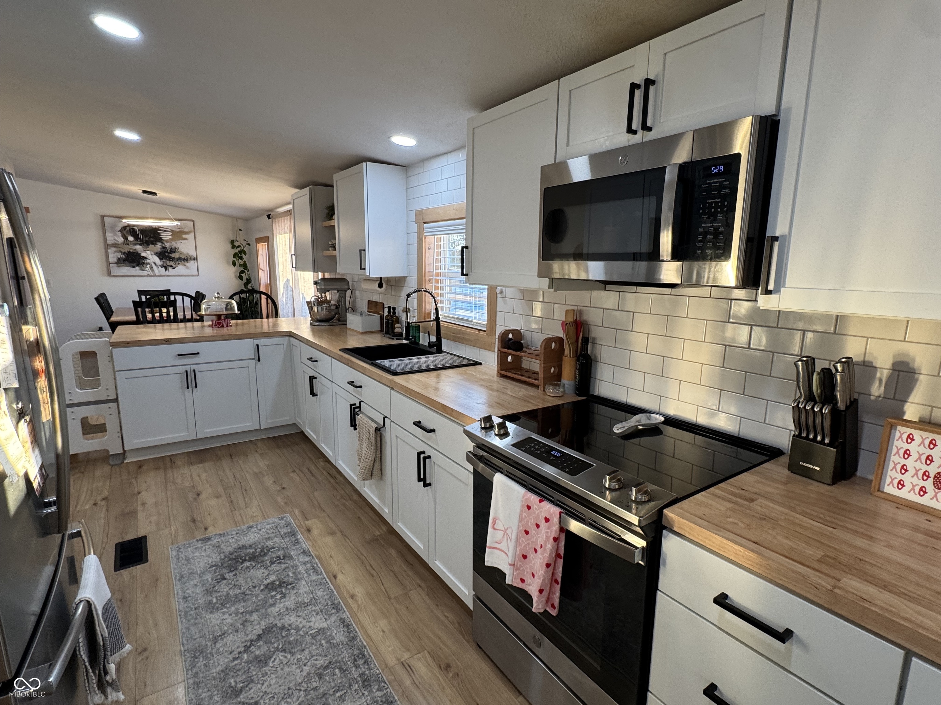 5240 S County Road 1200 E