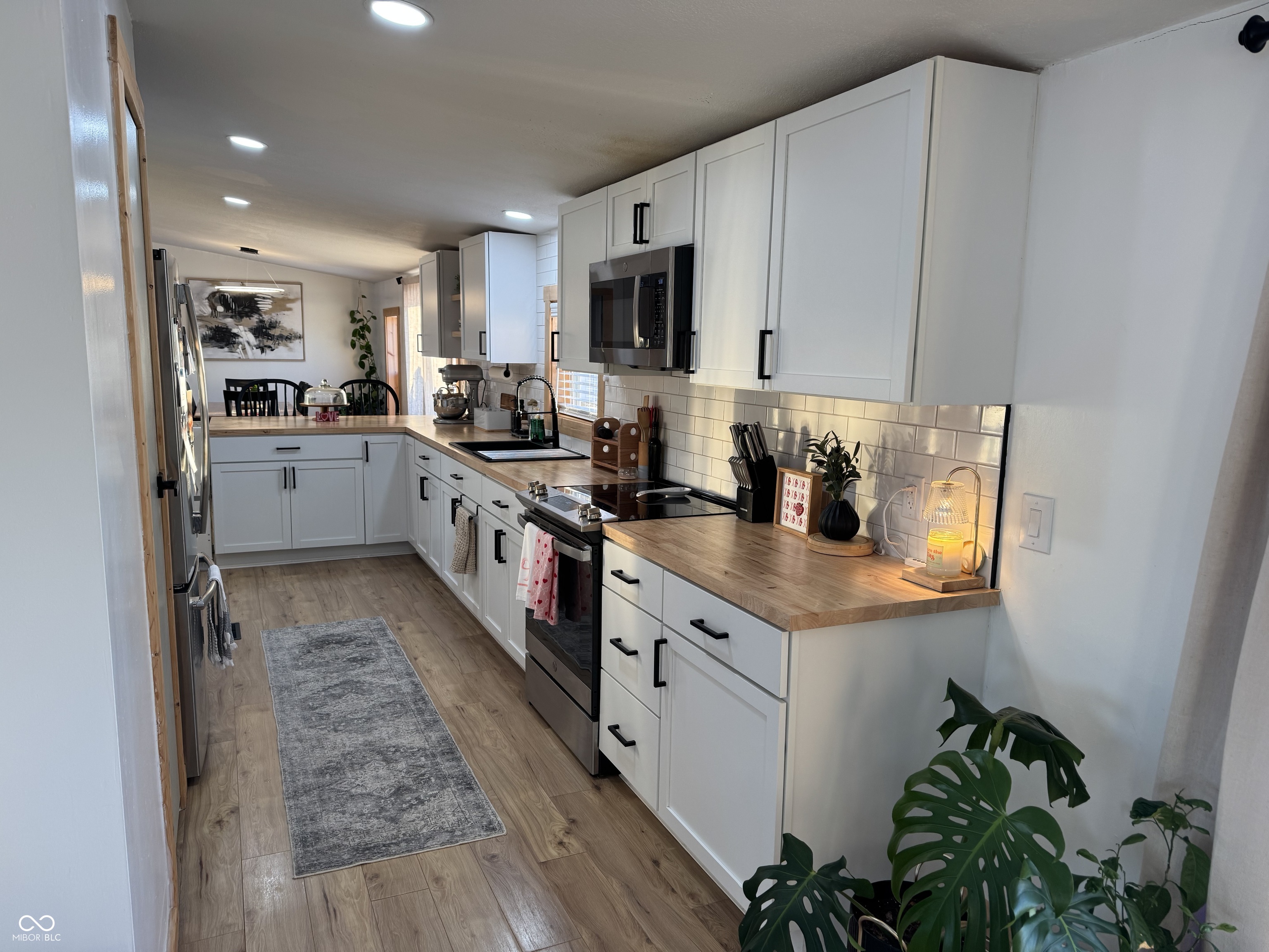 5240 S County Road 1200 E