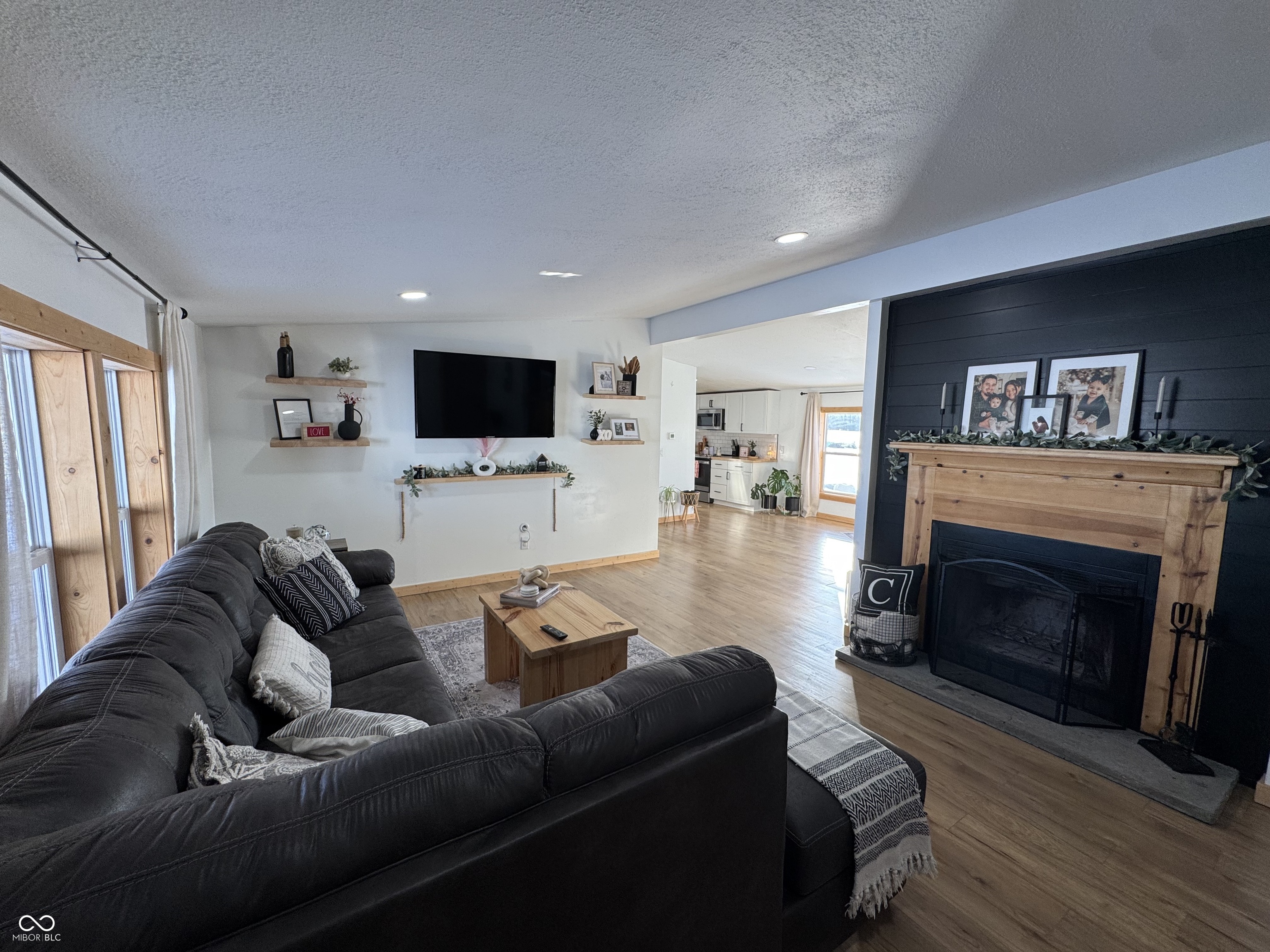 5240 S County Road 1200 E