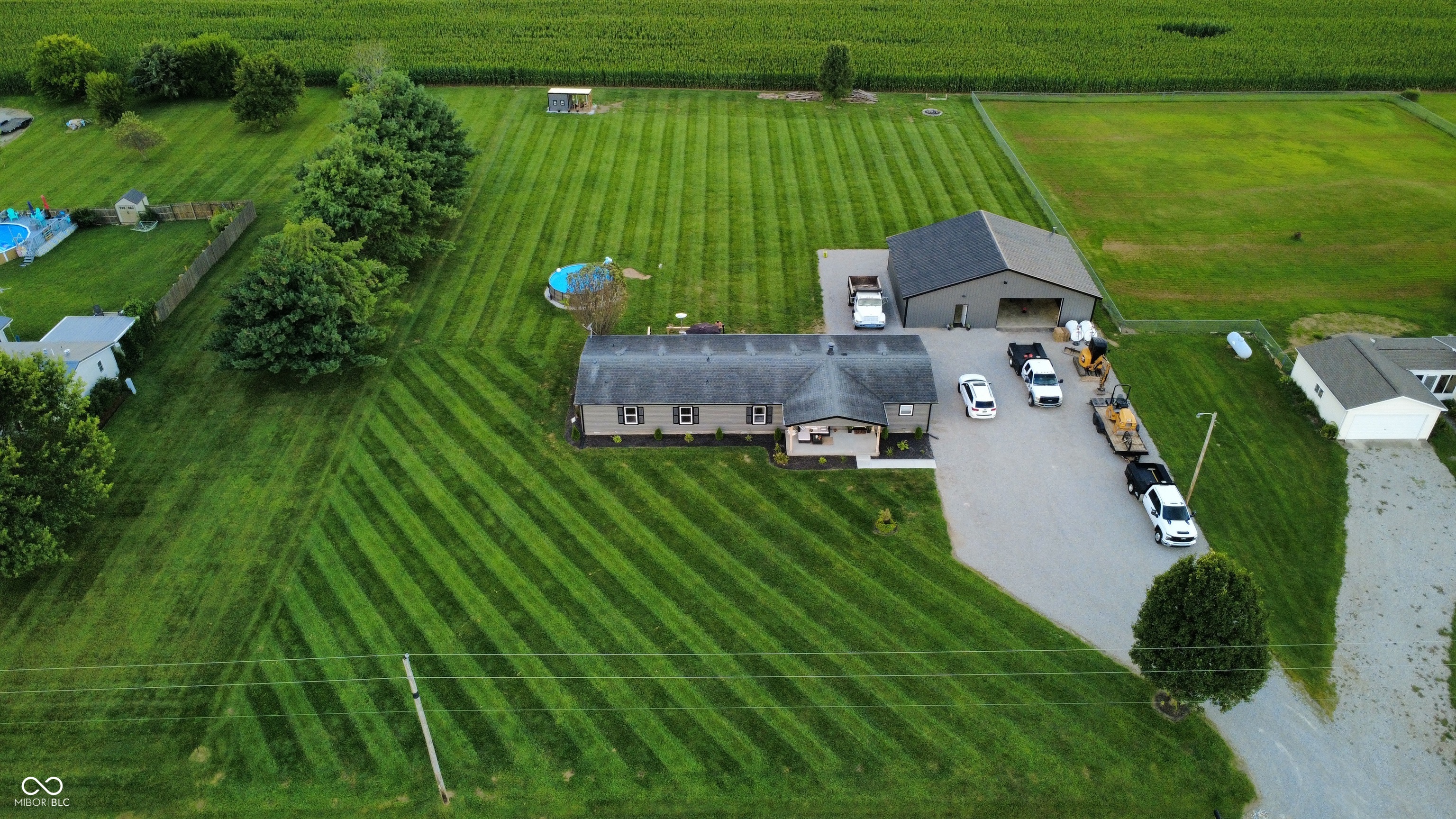 5240 S County Road 1200 E