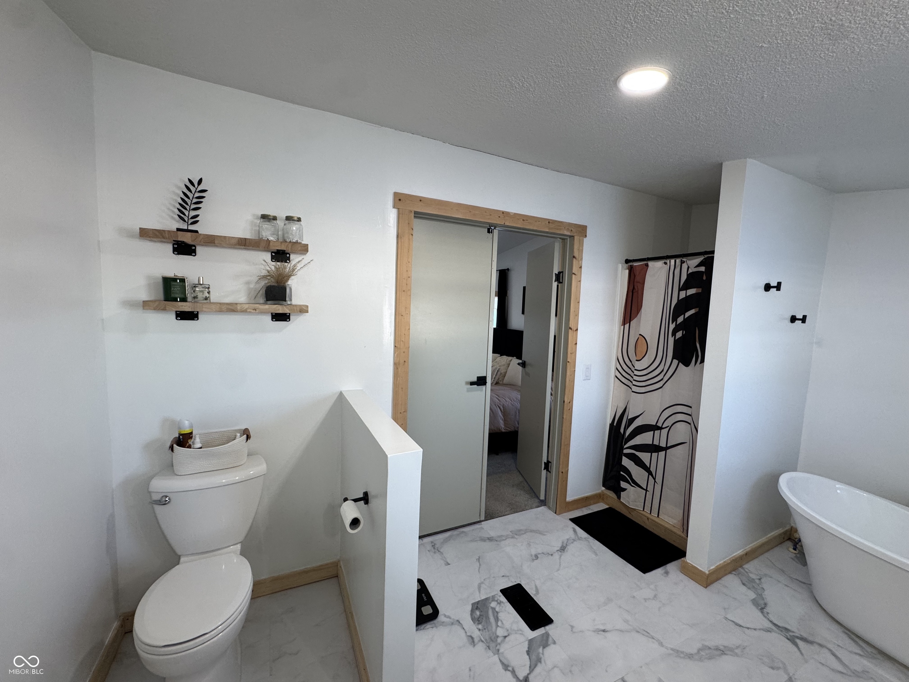 5240 S County Road 1200 E