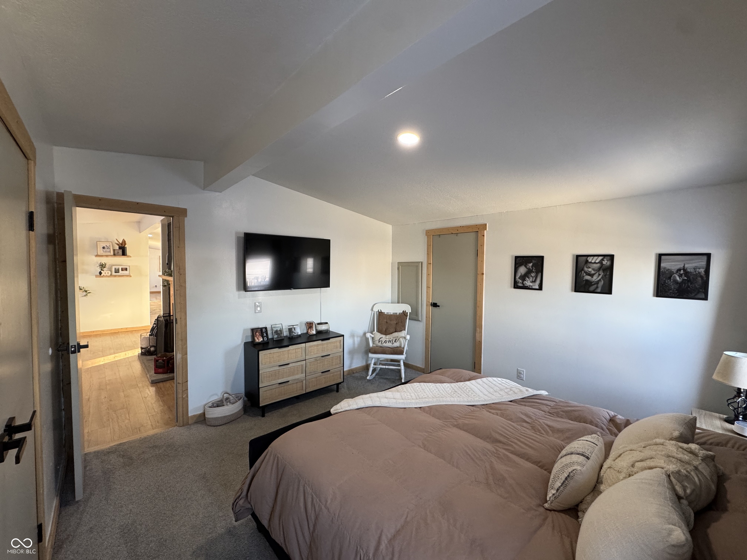 5240 S County Road 1200 E