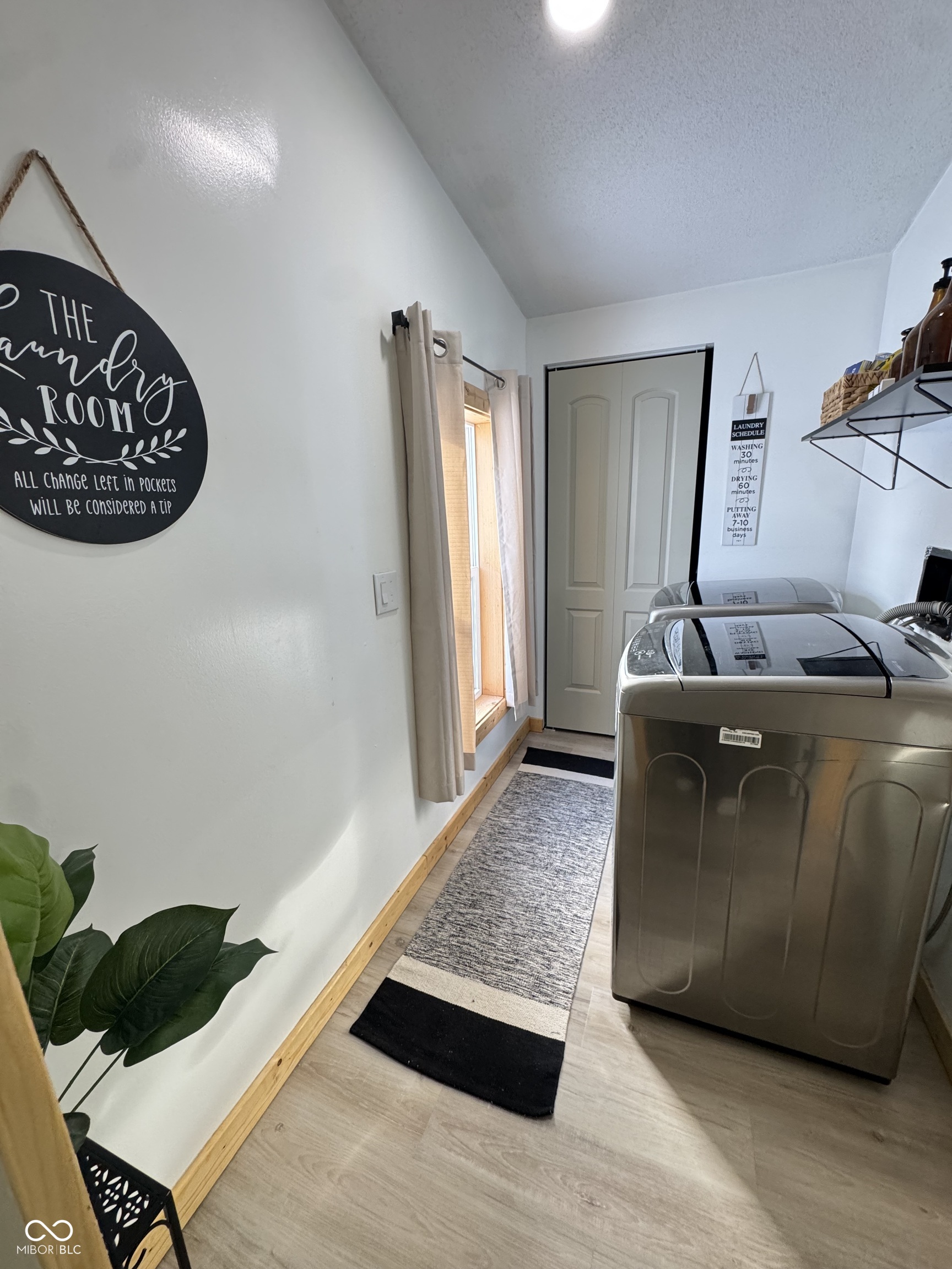 5240 S County Road 1200 E