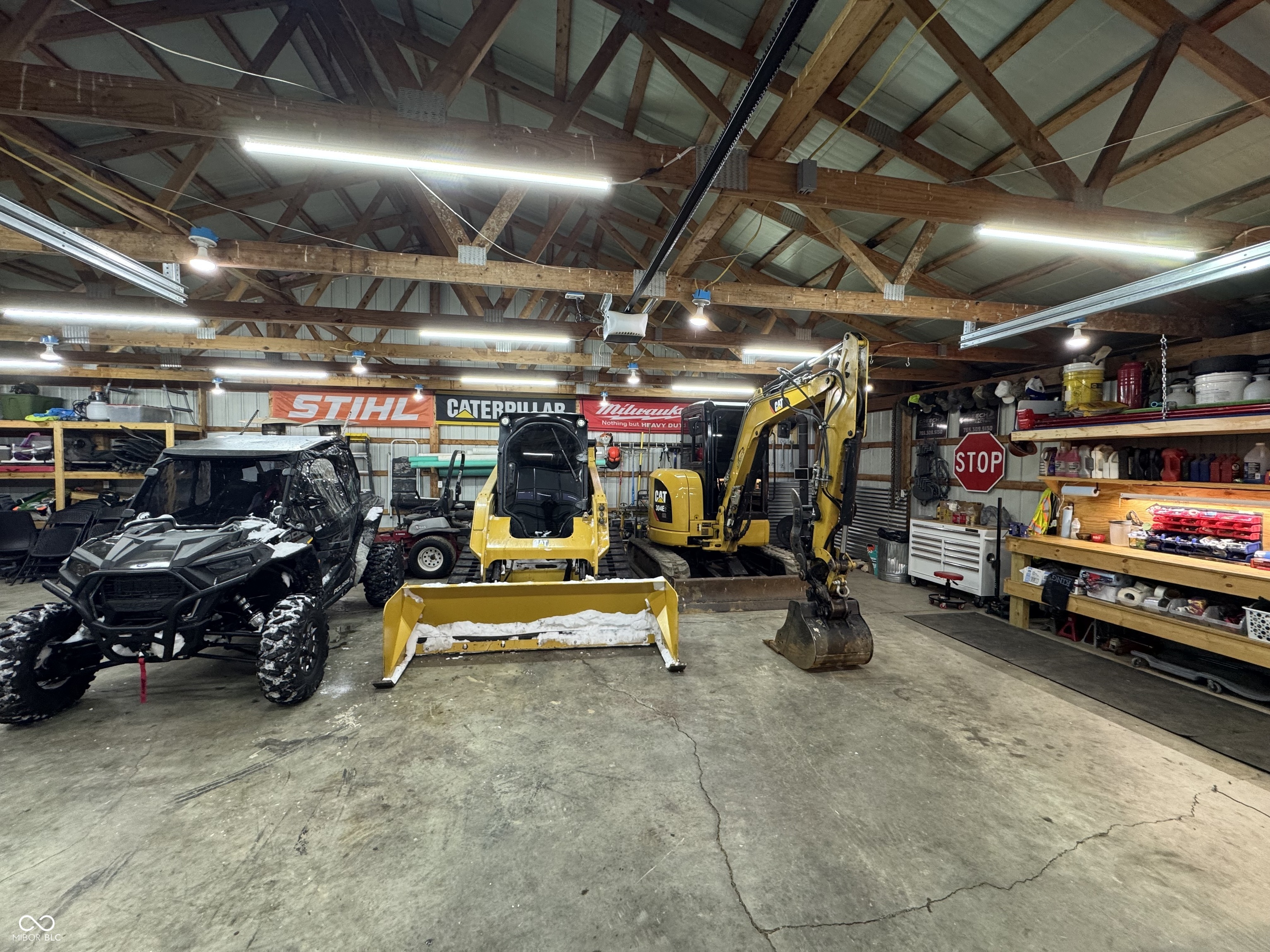 5240 S County Road 1200 E