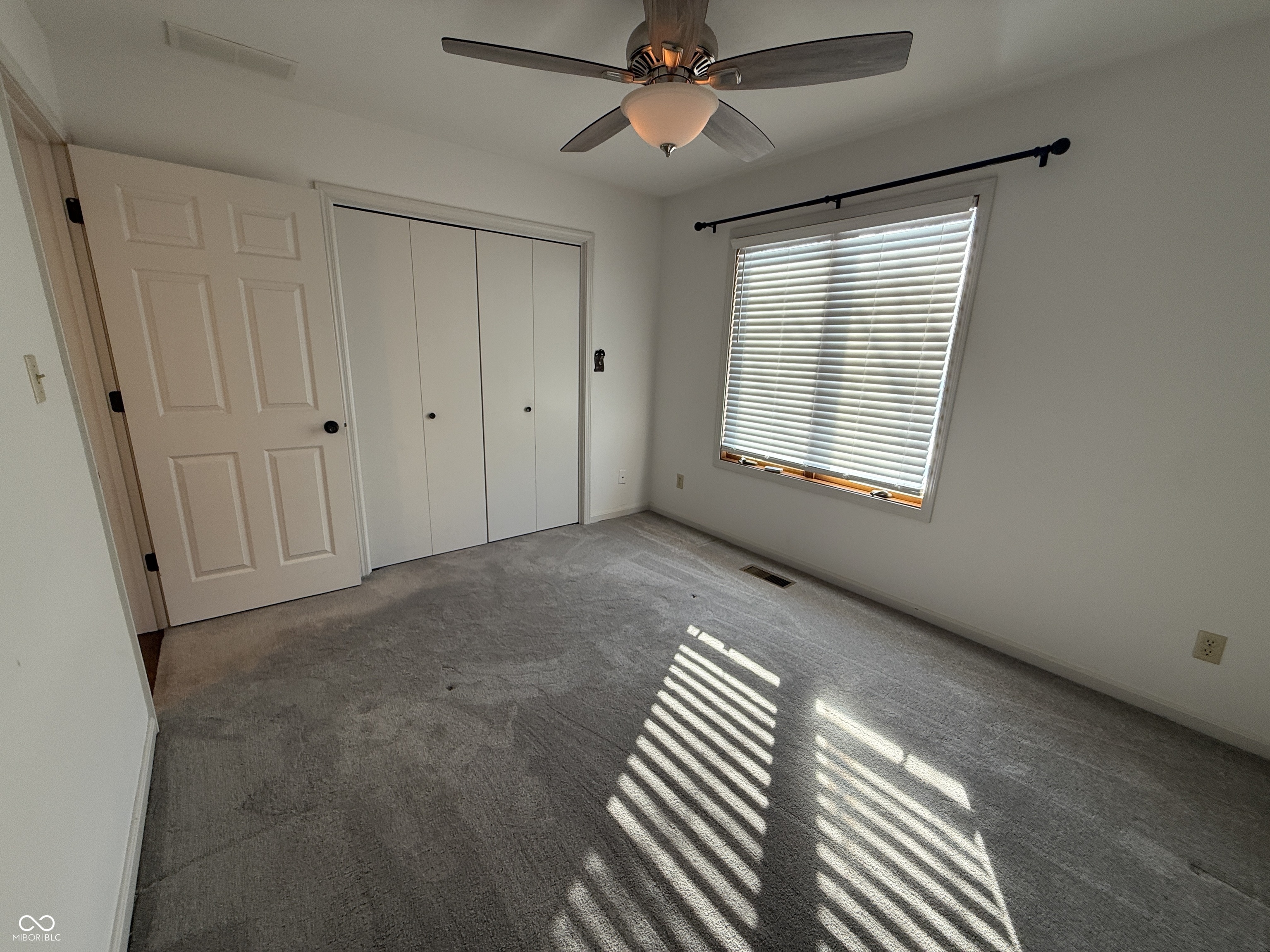 5202 E Harvard Court