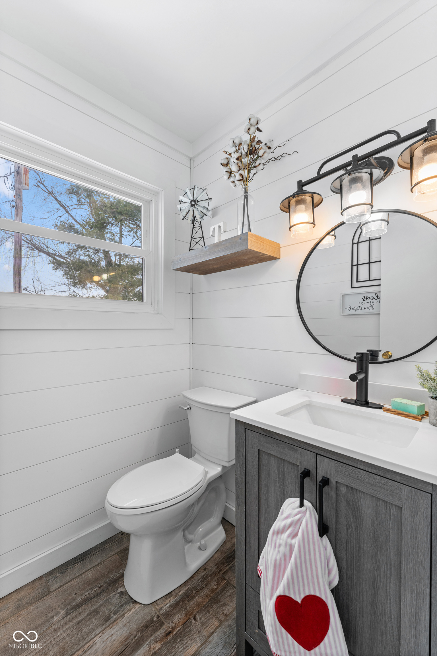 8357 N County Road 300 W