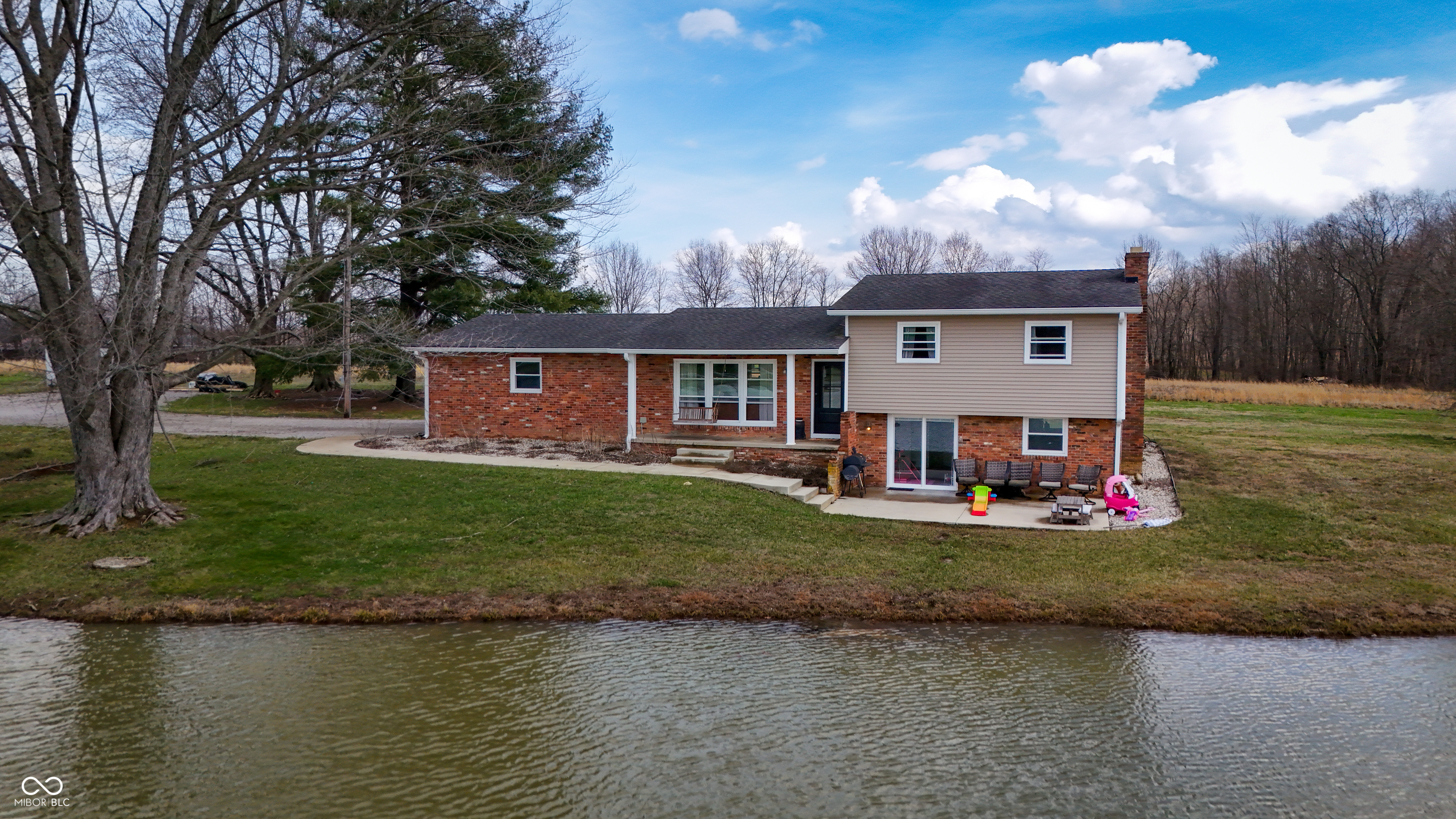 8357 N County Road 300 W