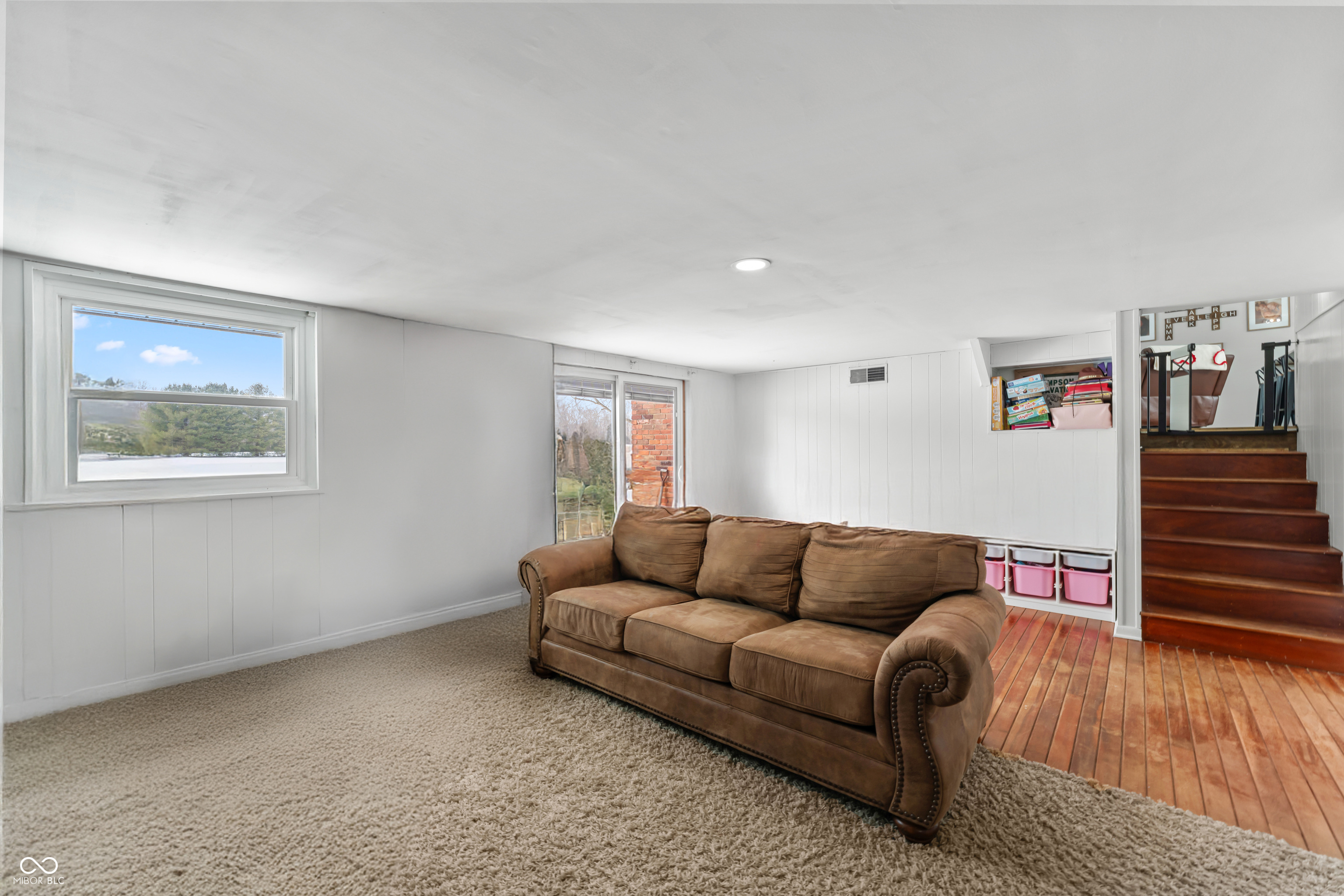 8357 N County Road 300 W