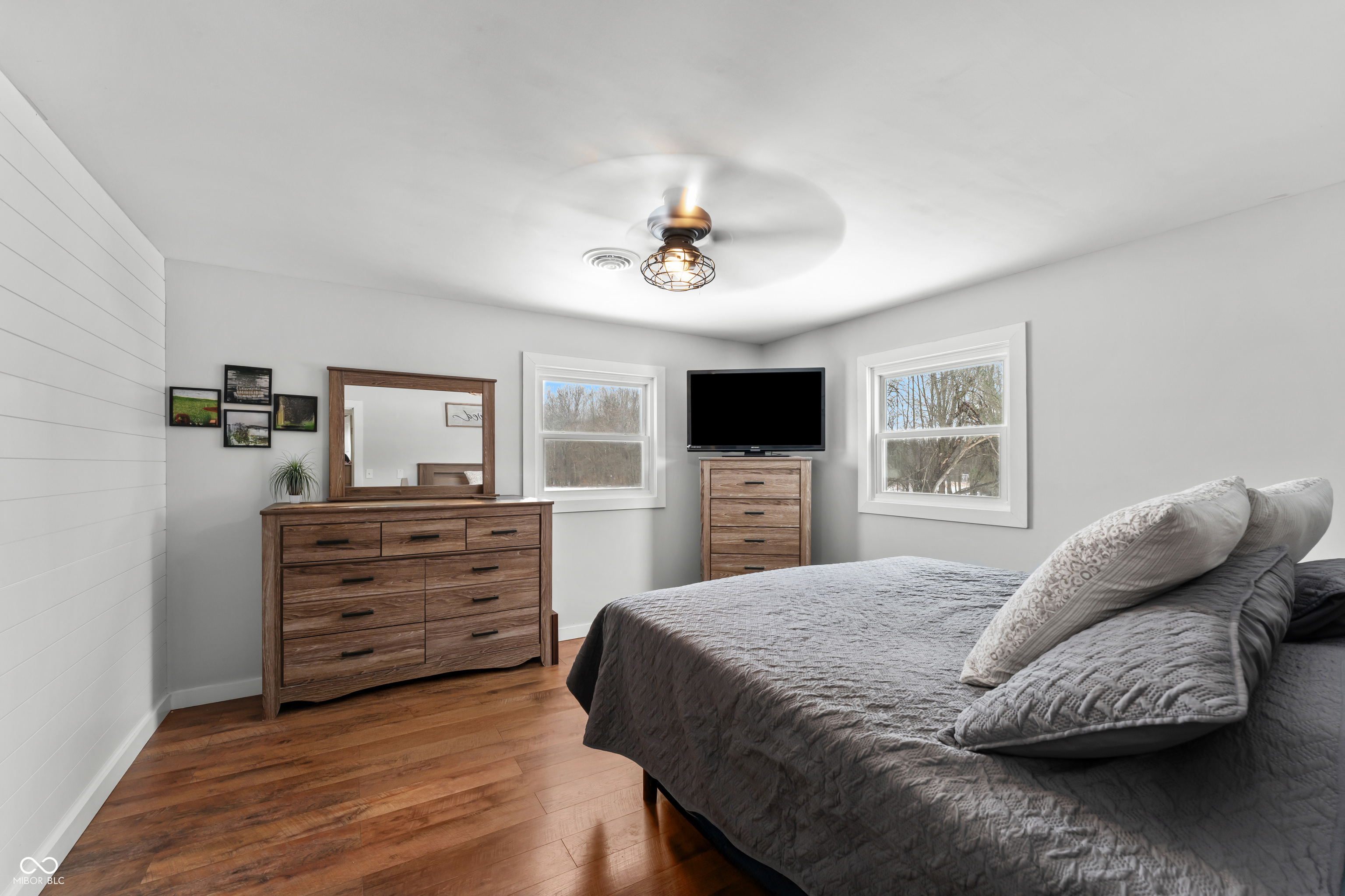 8357 N County Road 300 W