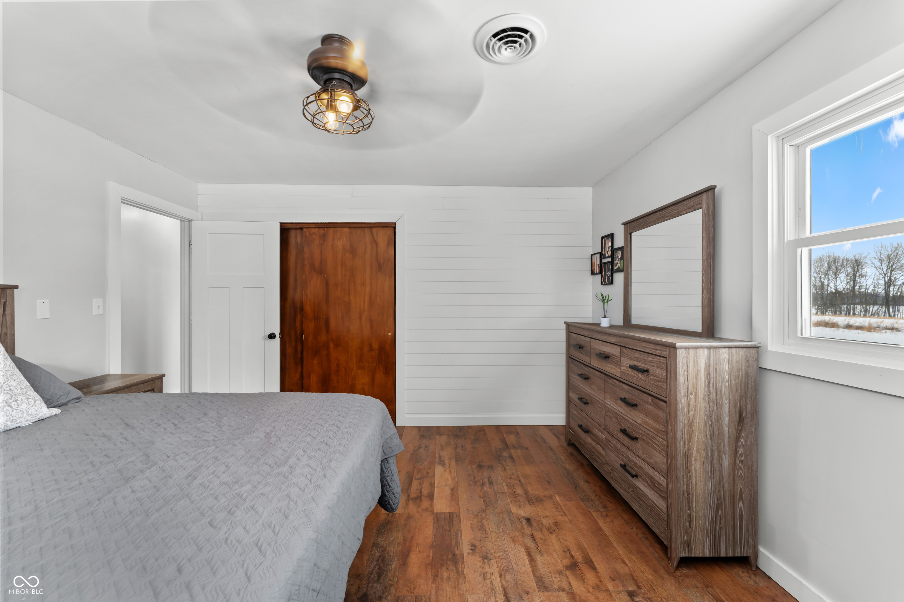 8357 N County Road 300 W