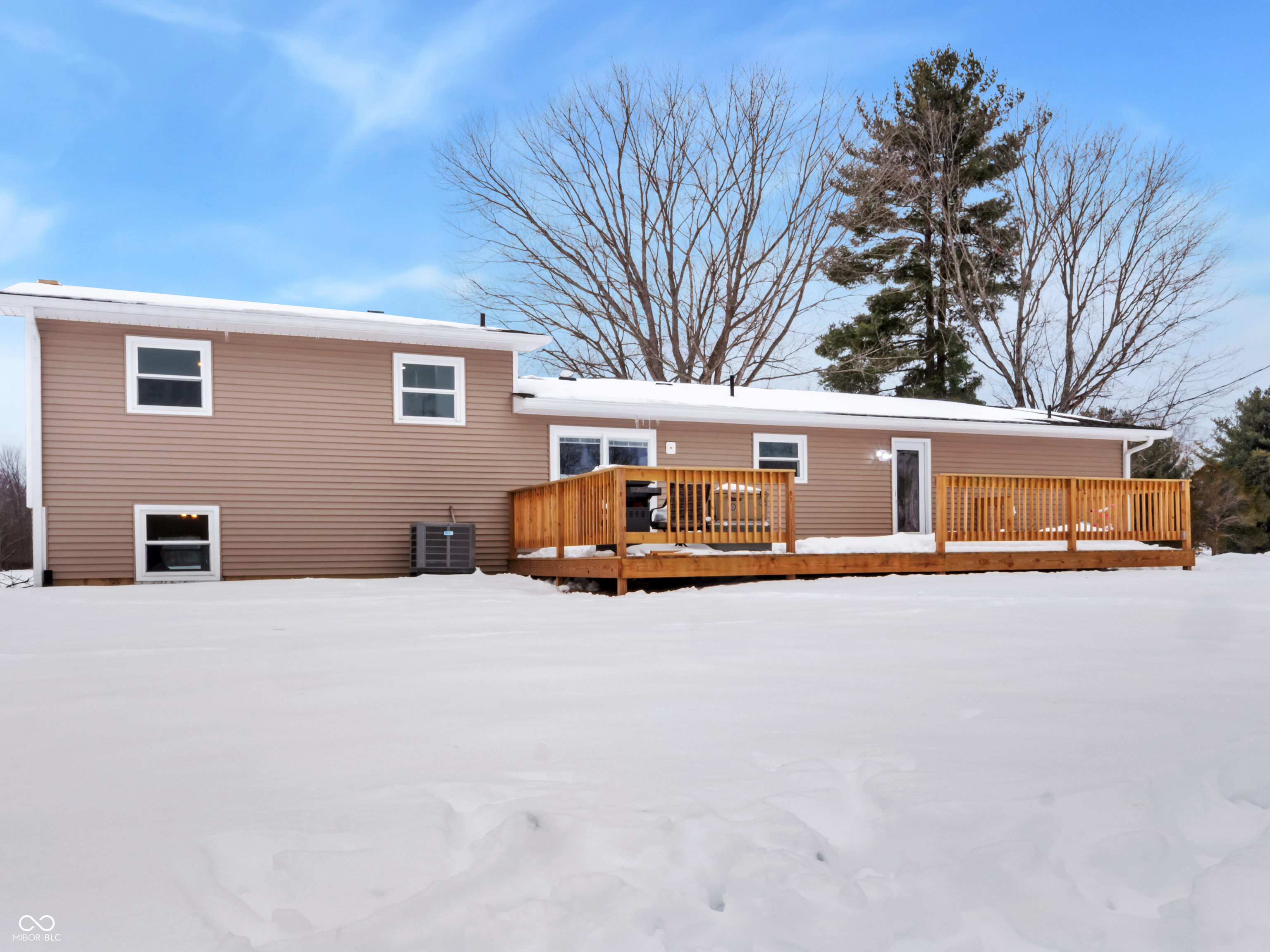 8357 N County Road 300 W